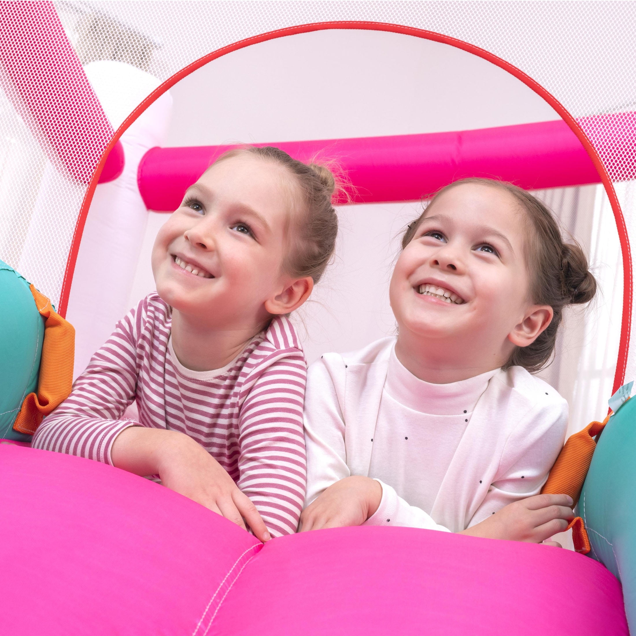 Barbie Bounce House with Extra-Wide Slide, Mesh Walls and Blower, Indoor/Outdoor, Ages 3+ - Image 11