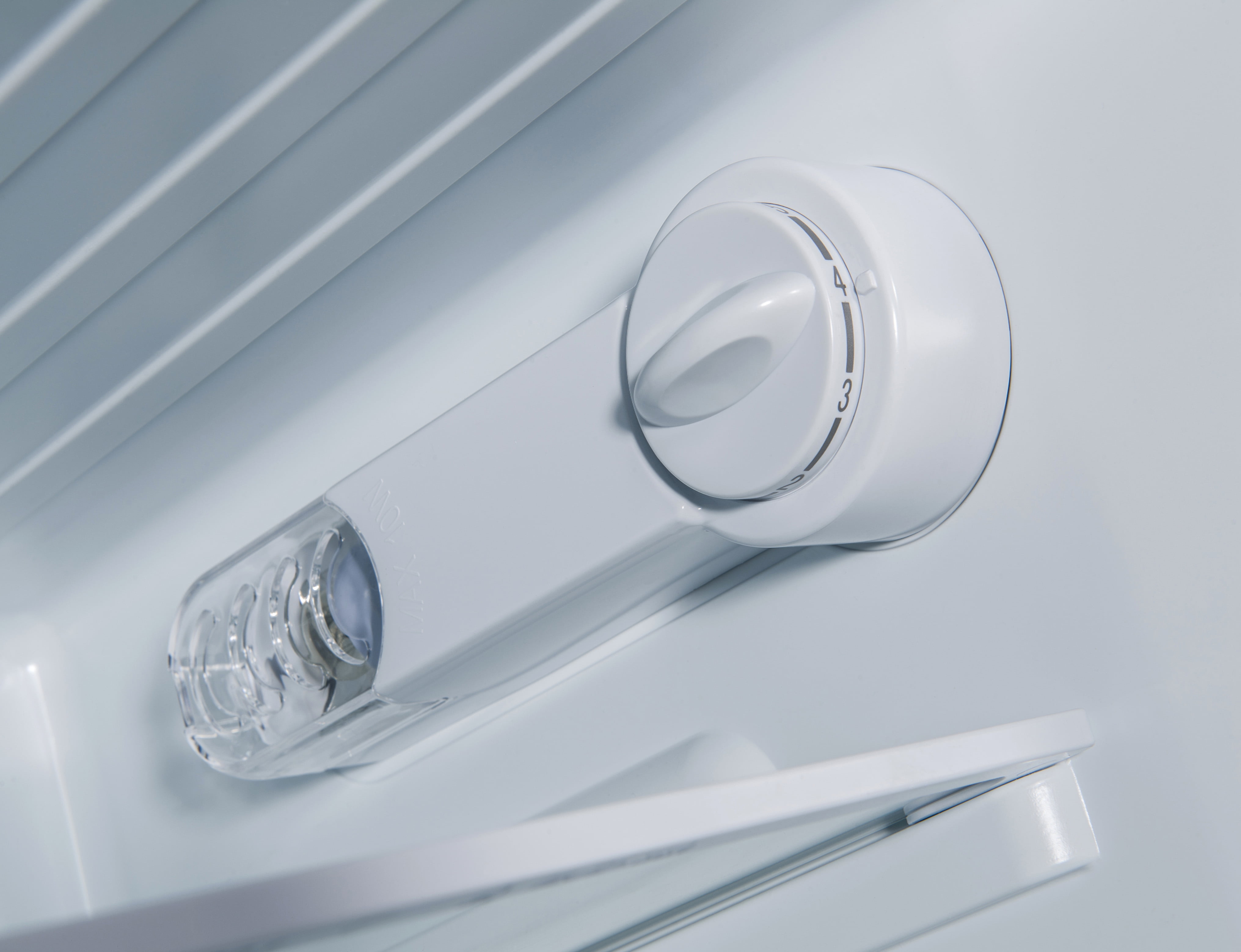 Galanz 3.1 Cu ft Two Door Mini Fridge with Freezer GL31BK, Black - Image 7