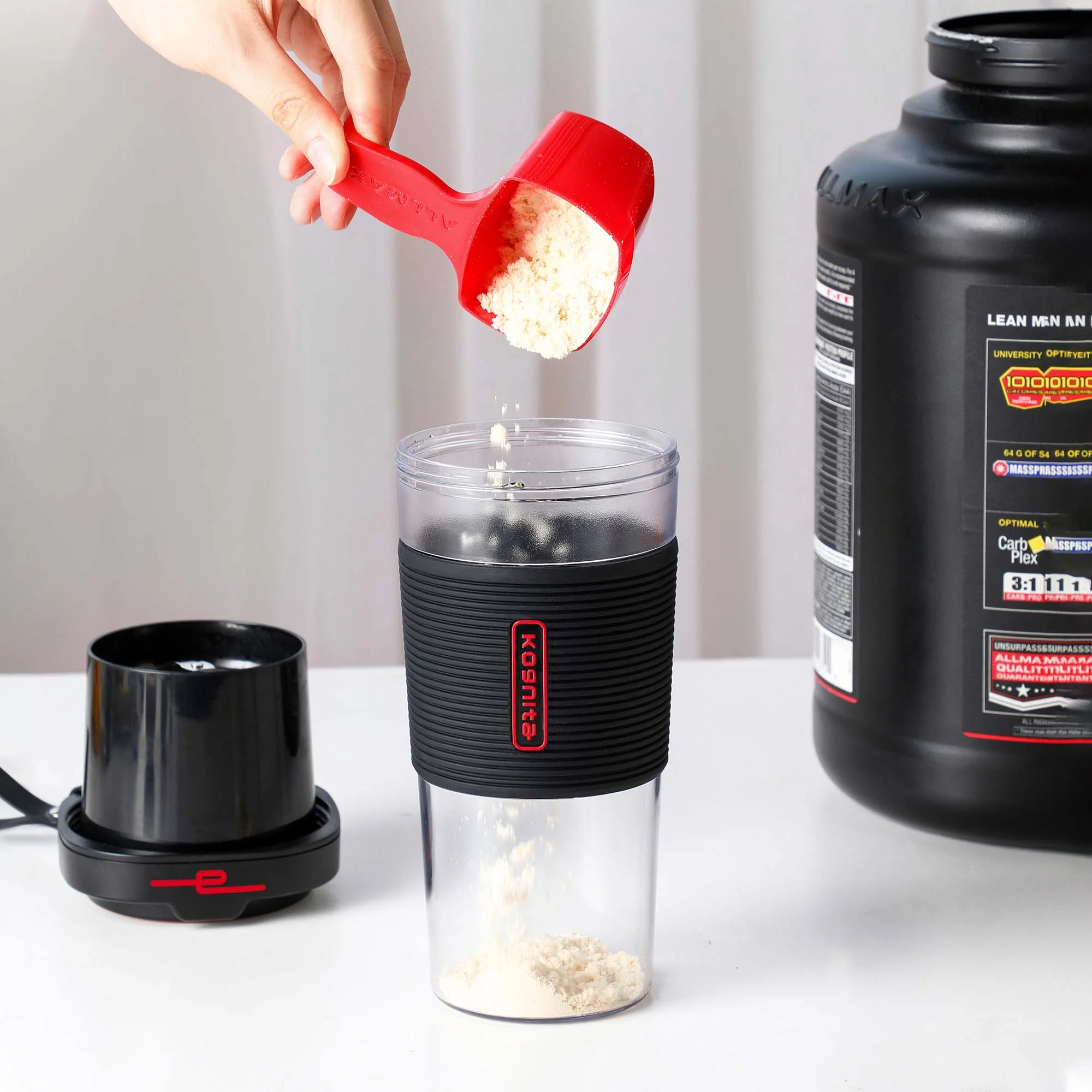 Kognita Portable 17 oz Battery Powered Blender, Black - Image 15