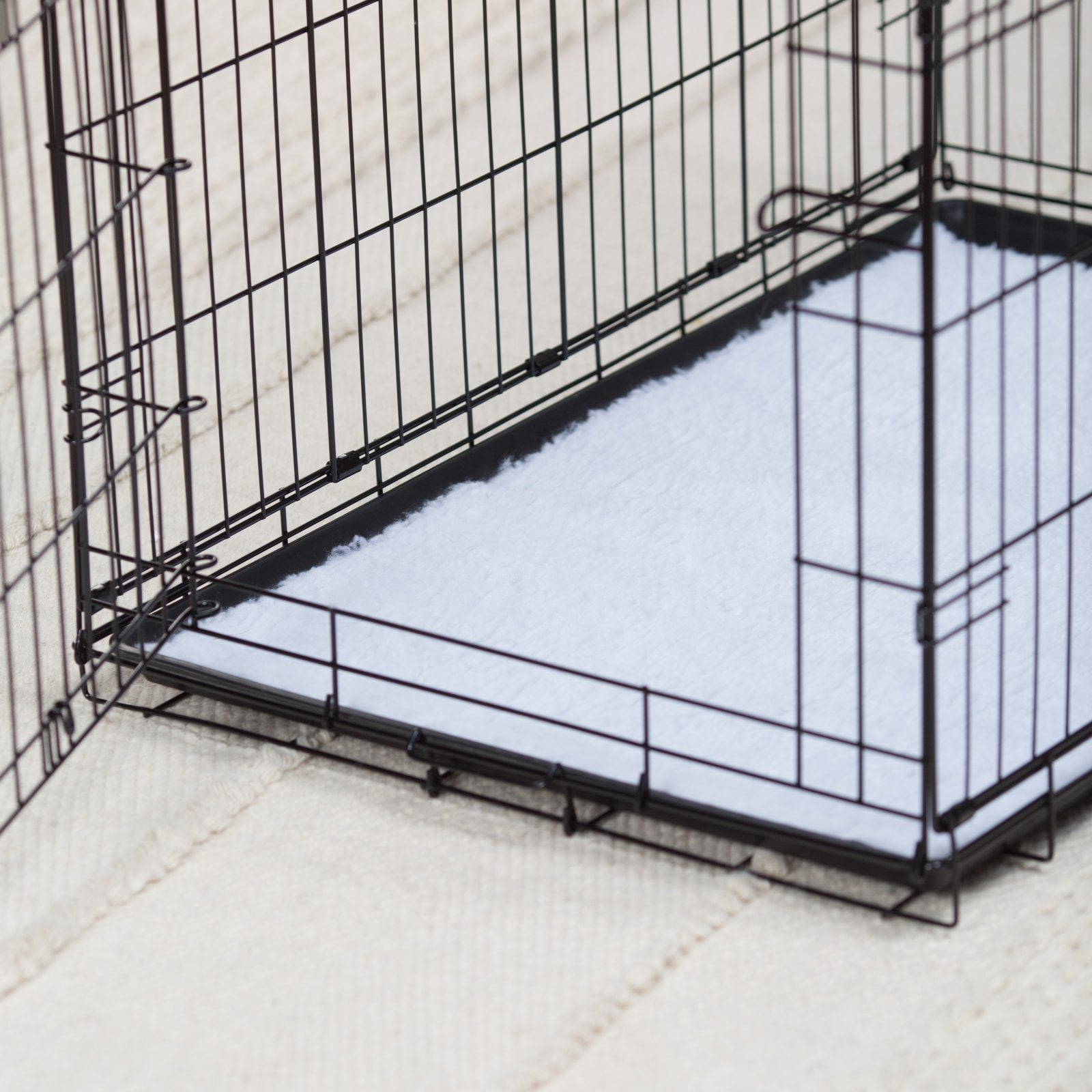 Precision Pet Products 36" Metal Pet Crate for Dogs with Mat - Image 7