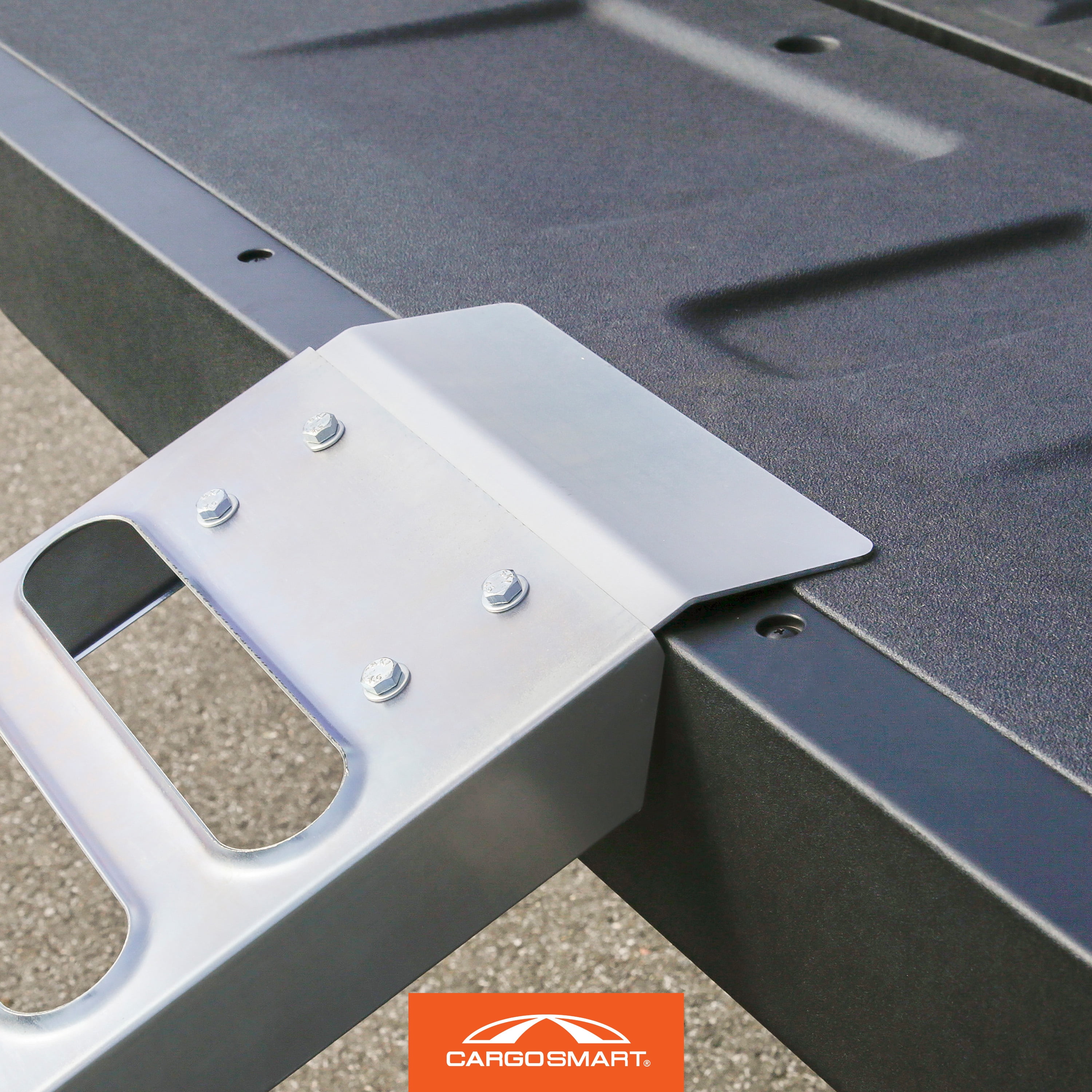 CargoSmart Steel Tri-Fold Loading Ramp 9in x 72in 500 lb Capacity - Image 8