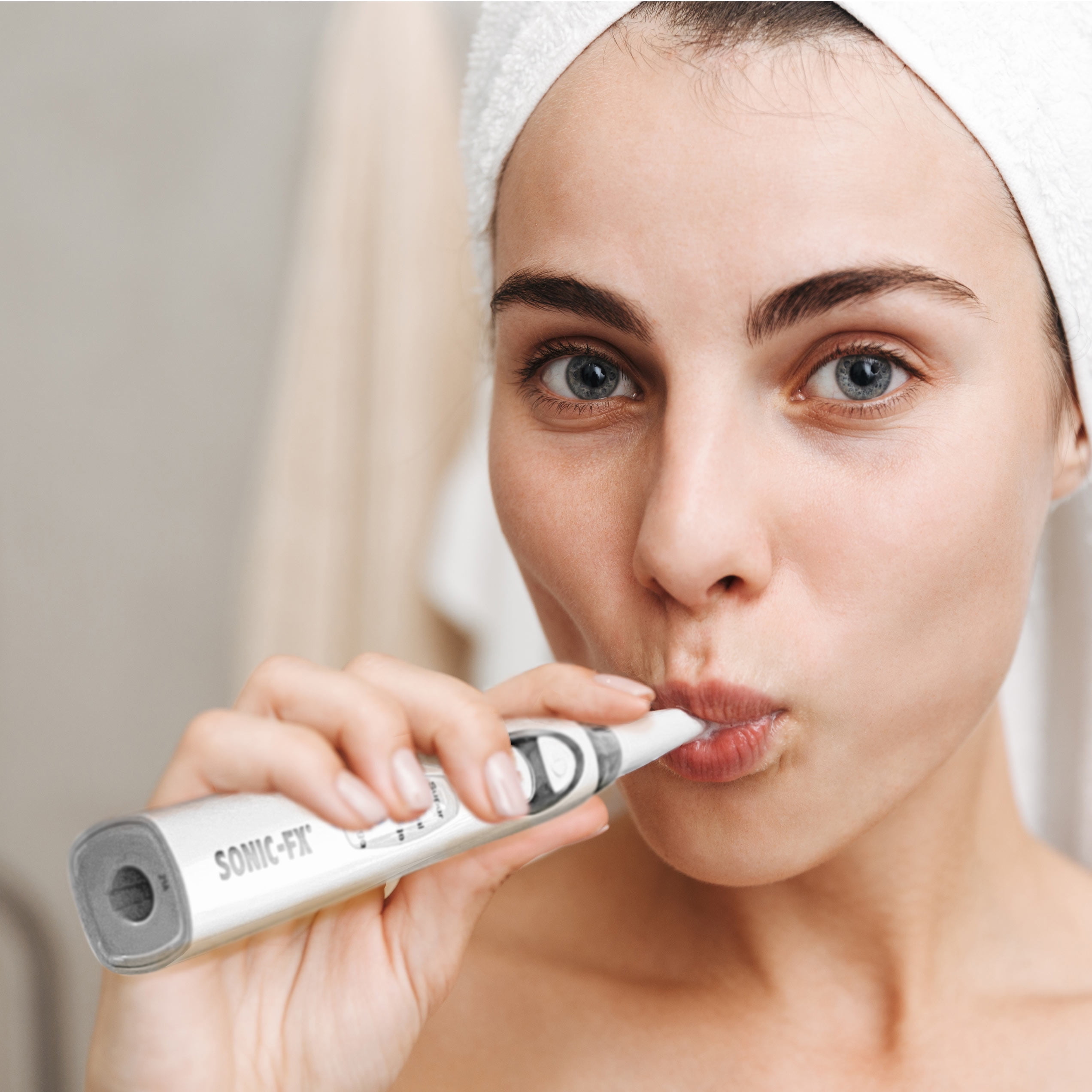 Sonic-FX Duo Electric Toothbrush w/ 14 Brush Heads + 2 Interdental with Comfortable Grip for Adult - Image 6