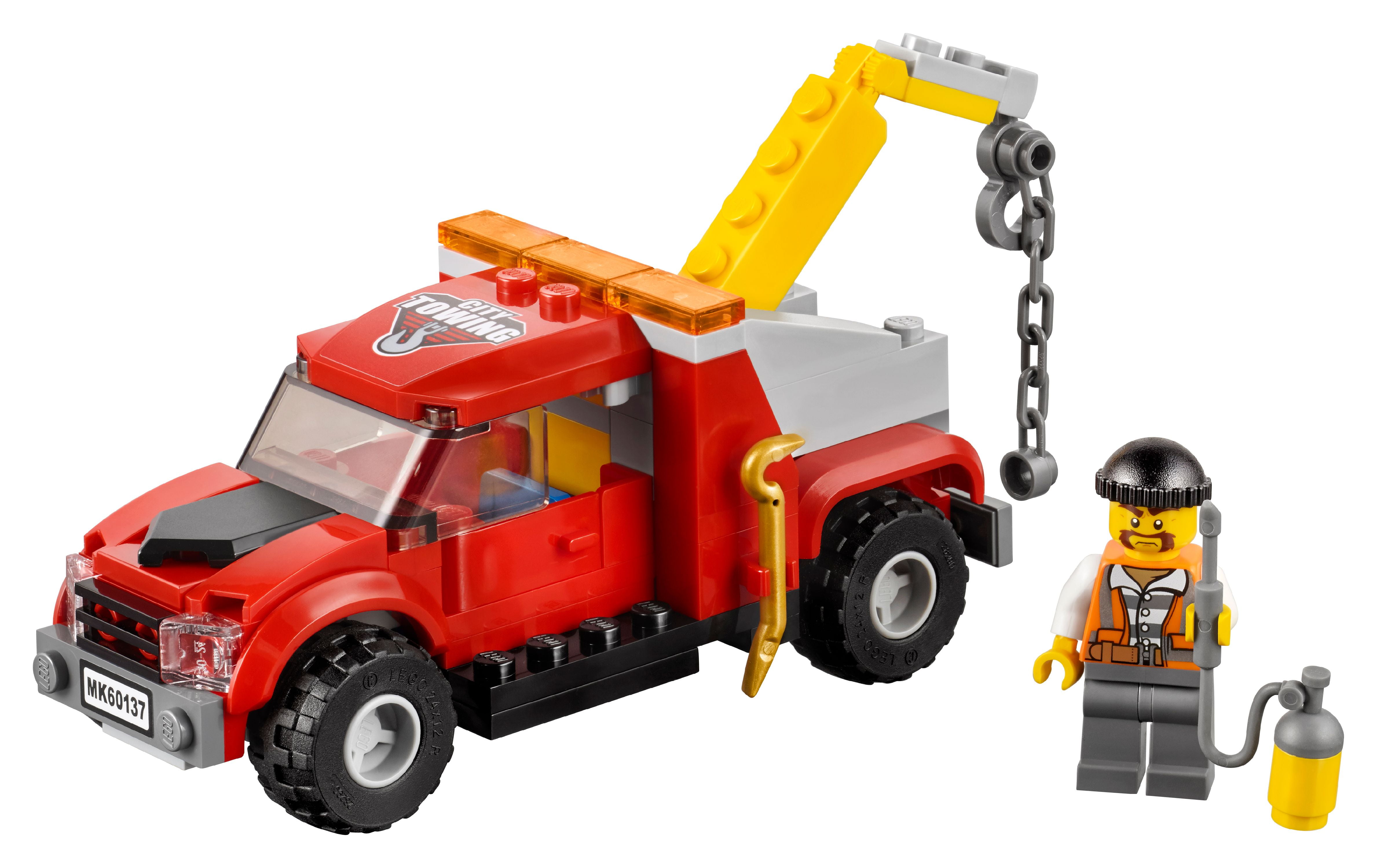LEGO City Police Tow Truck Trouble 60137 - Image 3