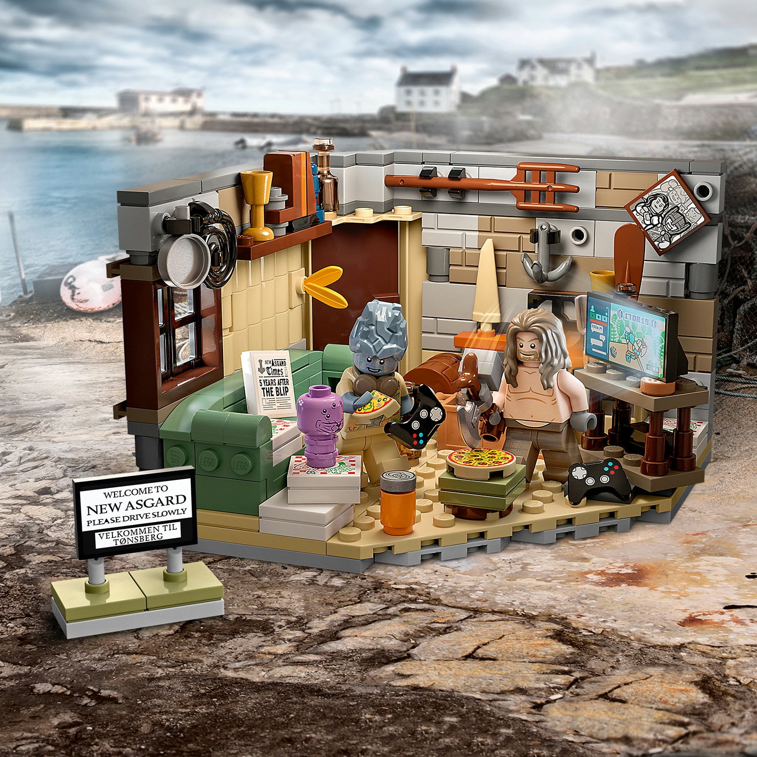 LEGO Marvel Avengers: Infinity Saga Bro Thor's New Asgard 76200 Building Set - Image 9