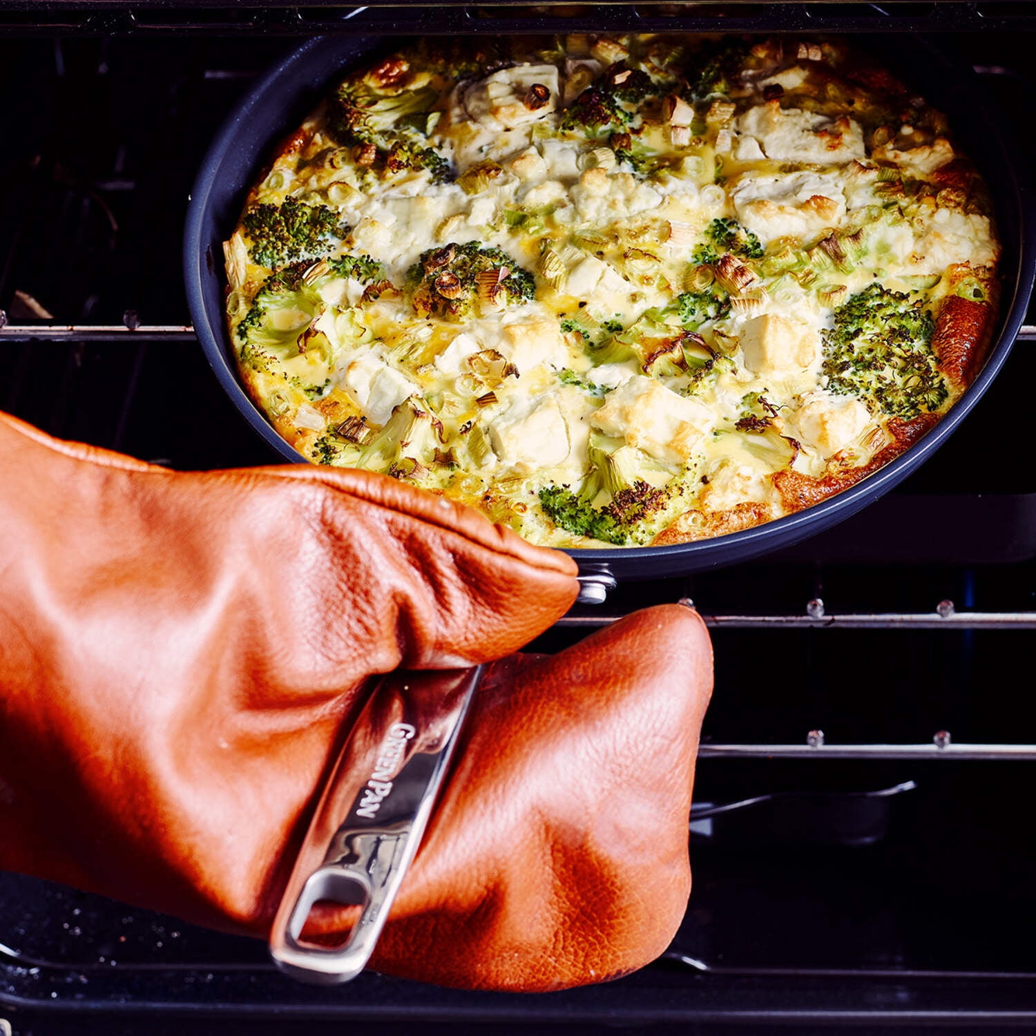 GreenPan Chatham Black Ceramic Nonstick 5-Piece Cookware Set - Image 6