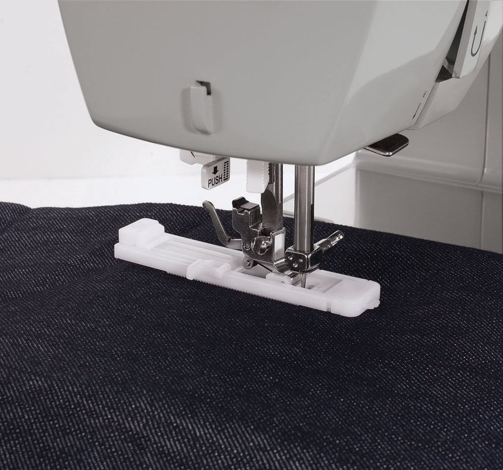 Singer® Heavy Duty 4423 Sewing Machine With 97 Stitch Applications - Image 7