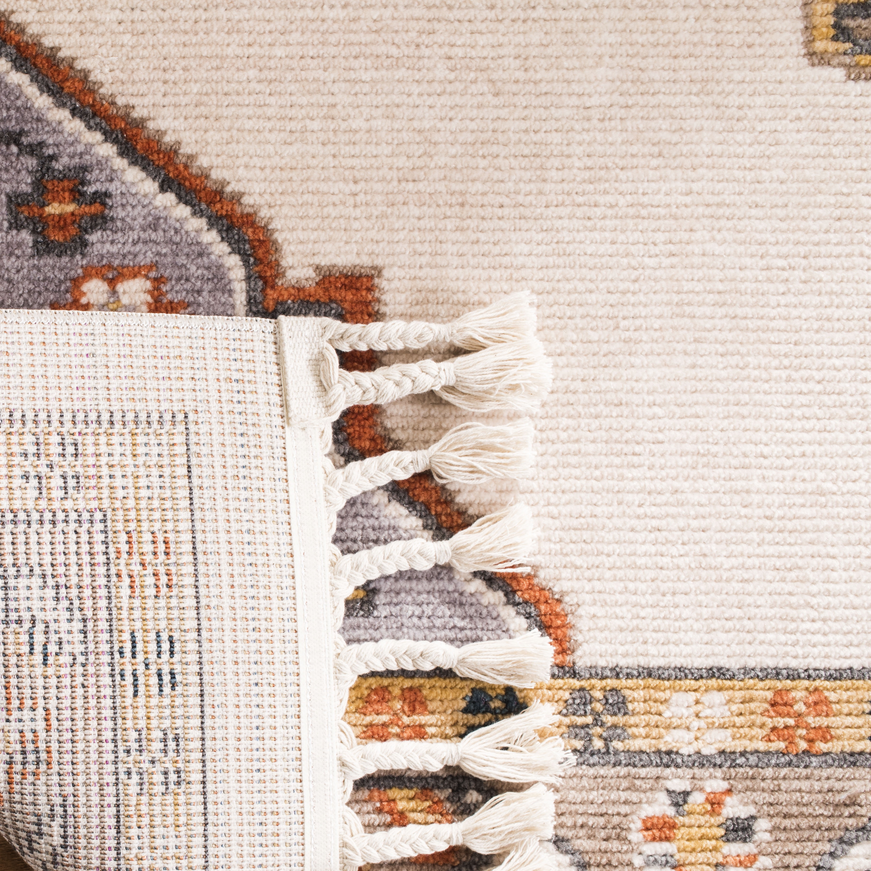 SAFAVIEH Farmhouse Arline Southwestern Area Rug, Grey/Cream, 5'1" x 7'3" - Image 9