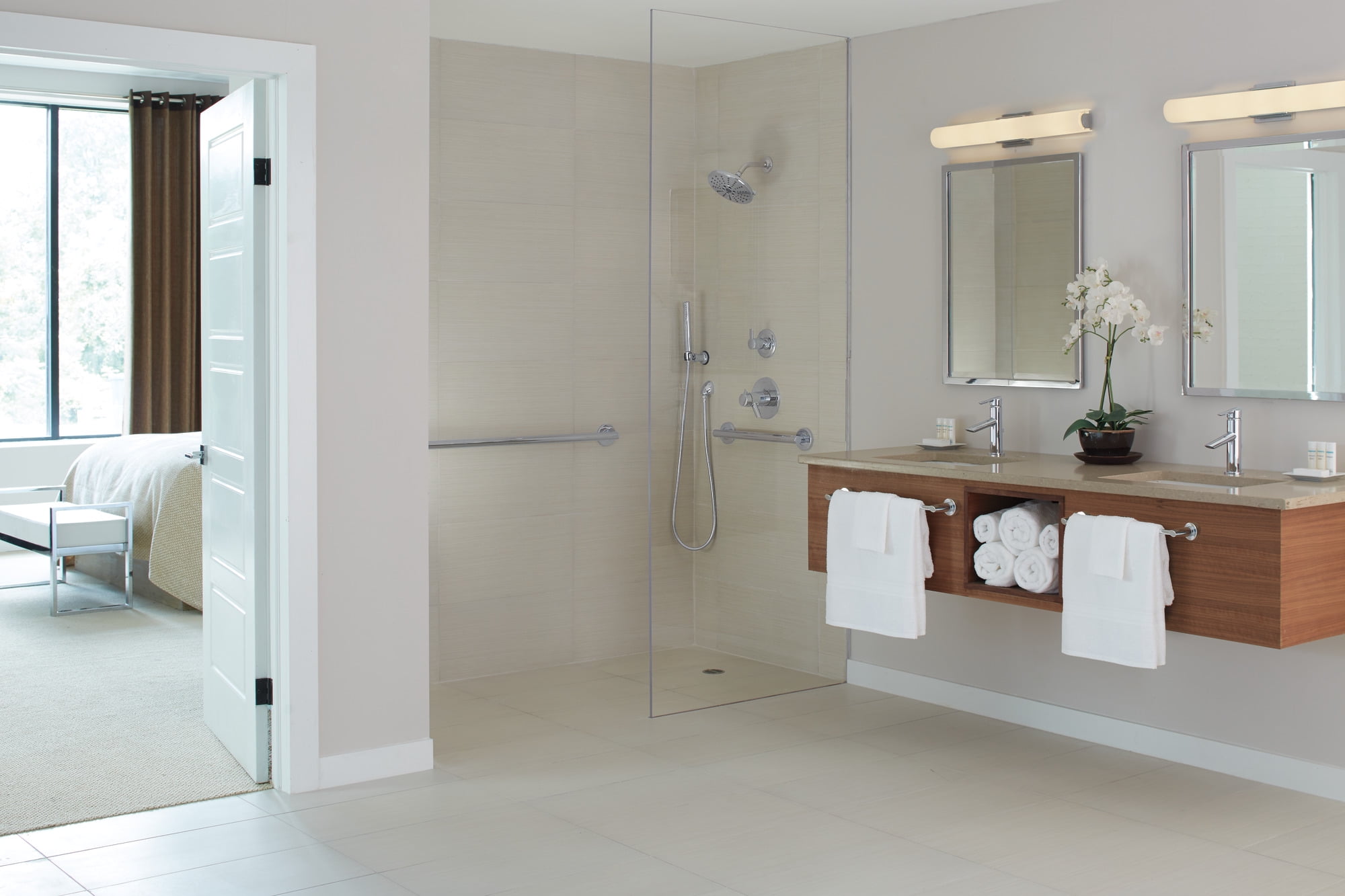 Grail 1-Spray Premium Adjustable Wall-Mount Hand Shower in Chrome 55085 - Image 3