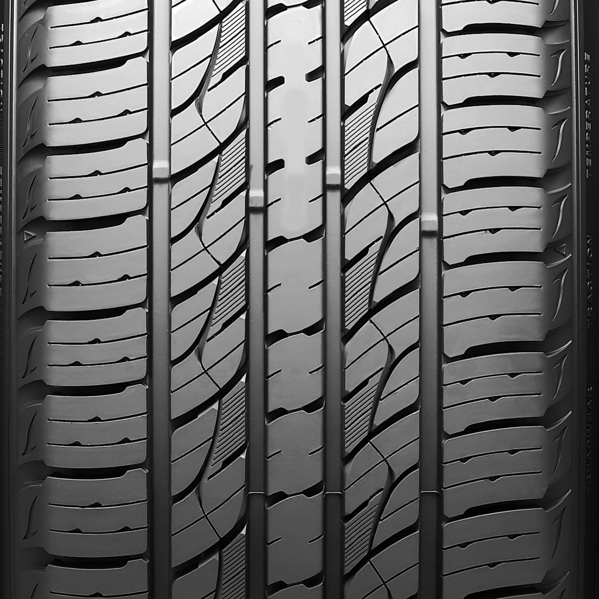 Kumho Crugen Premium KL33 All Season 235/55R20 105V XL SUV/Crossover Tire - Image 2