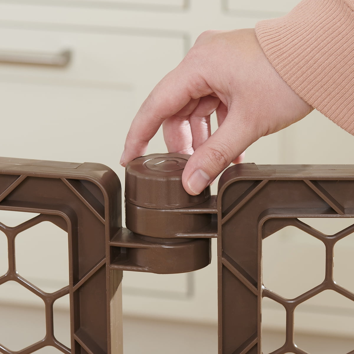 Regalo Superwide Plastic Gate & Play Yard with Door, Brown - Image 4