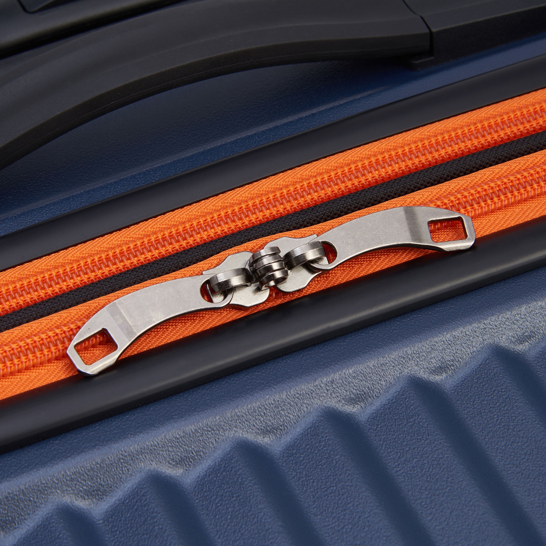 Securitech by Delsey, Patrol 27" Medium Checked Hard Side Spinner Luggage with Divider Pockets, Blue - Image 6