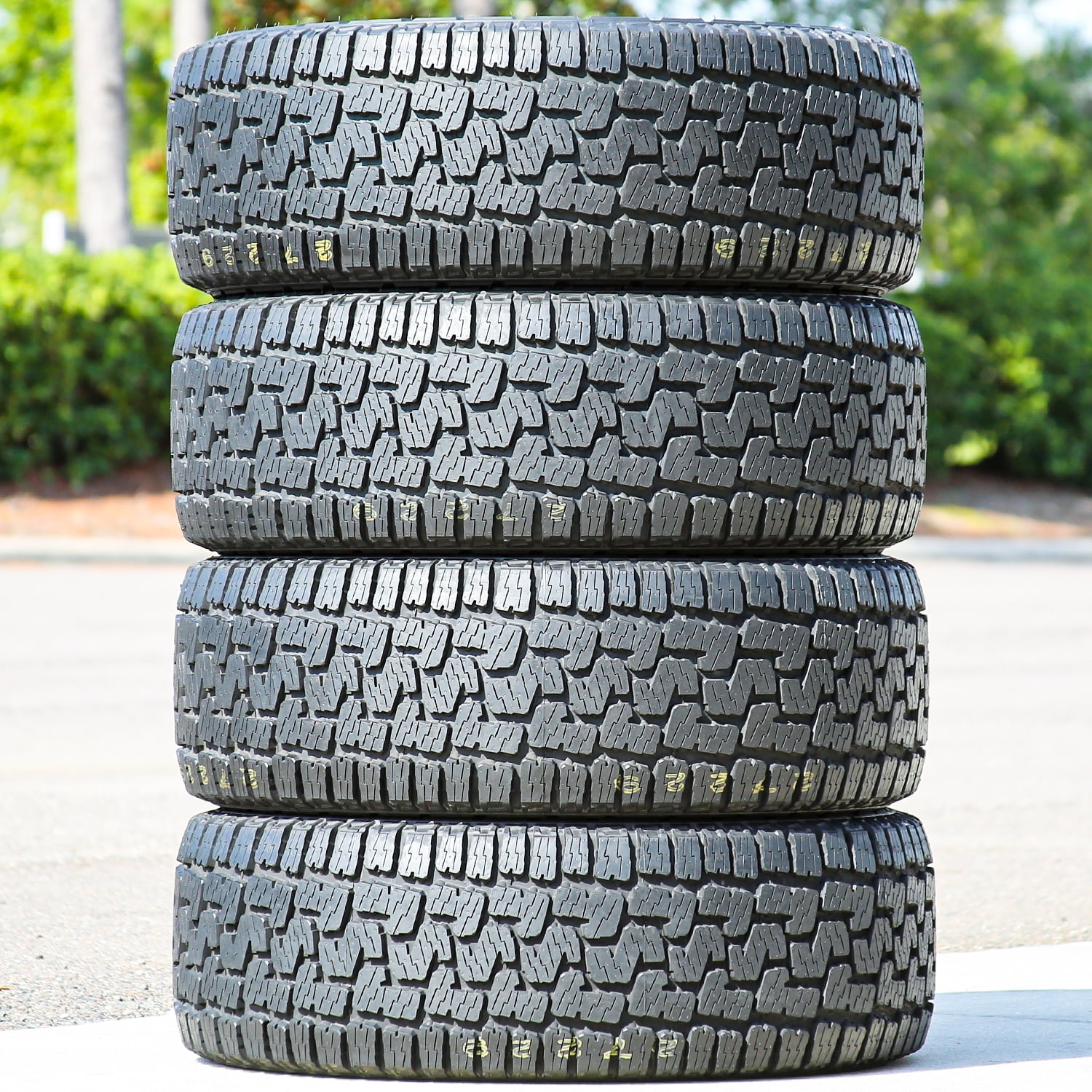 Pirelli Scorpion All Terrain Plus All Terrain 265/70R16 112T Light Truck Tire - Image 9