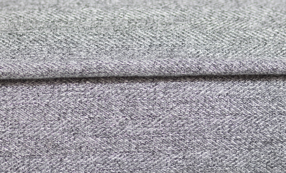 Arlee Memory Foam Sofa and Couch Style Pet Bed for Dogs and Cats - Image 4