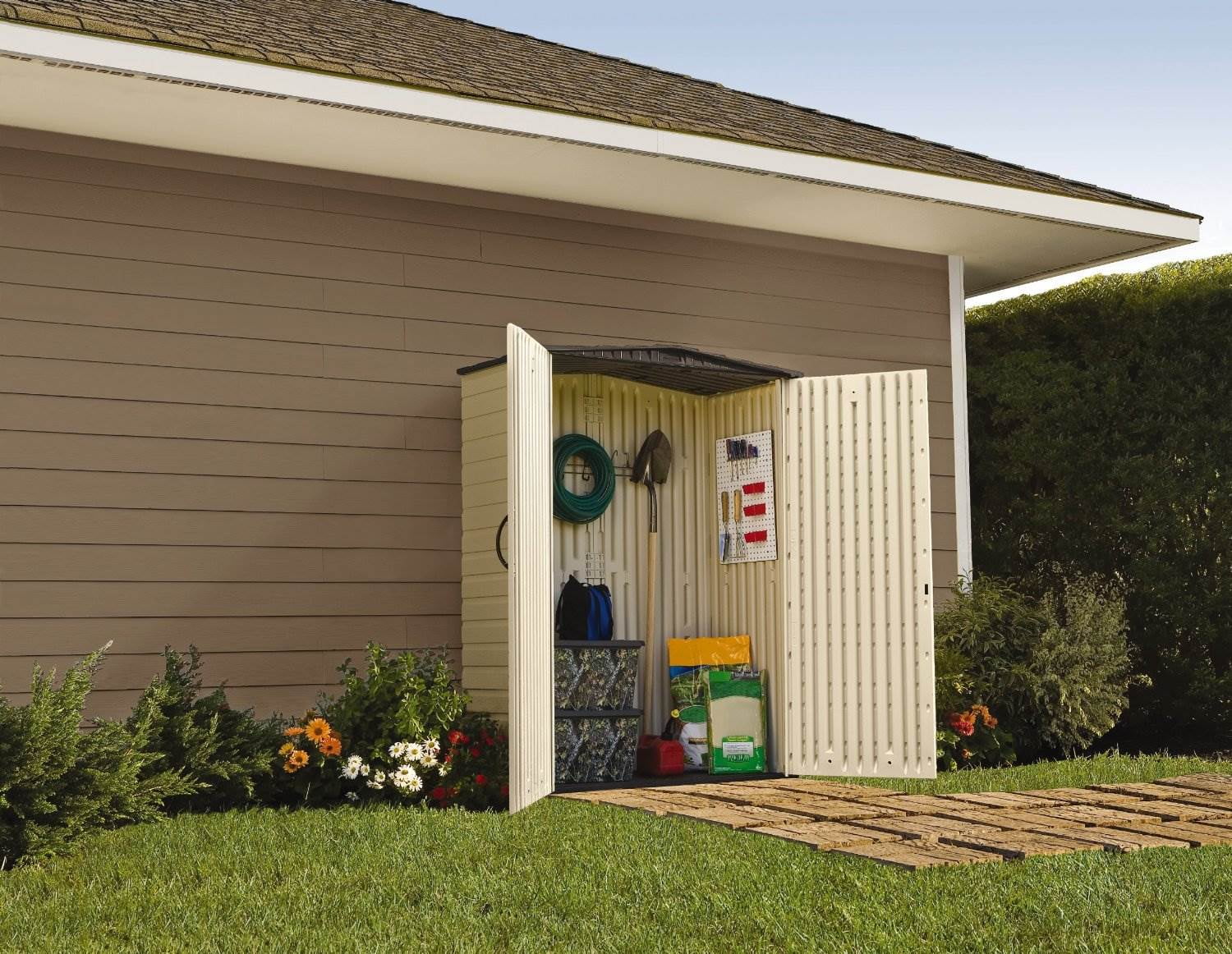 Rubbermaid 5 ft. x 2 ft. Vertical Shed - Small - Image 3