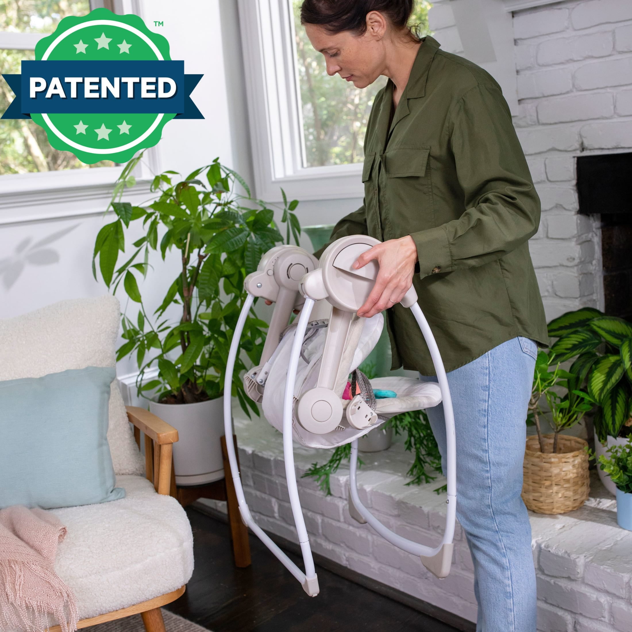 Ingenuity Soothe 'N Delight 6-Speed Portable Baby Swing with Music - Cozy Kingdom, Ages 0-9 Months, Unisex - Image 2