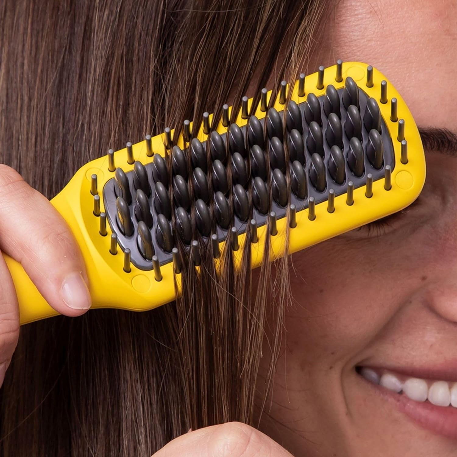 Drybar The Baby Brush Crush Mini Heated Straightening Hair Brush - Image 2