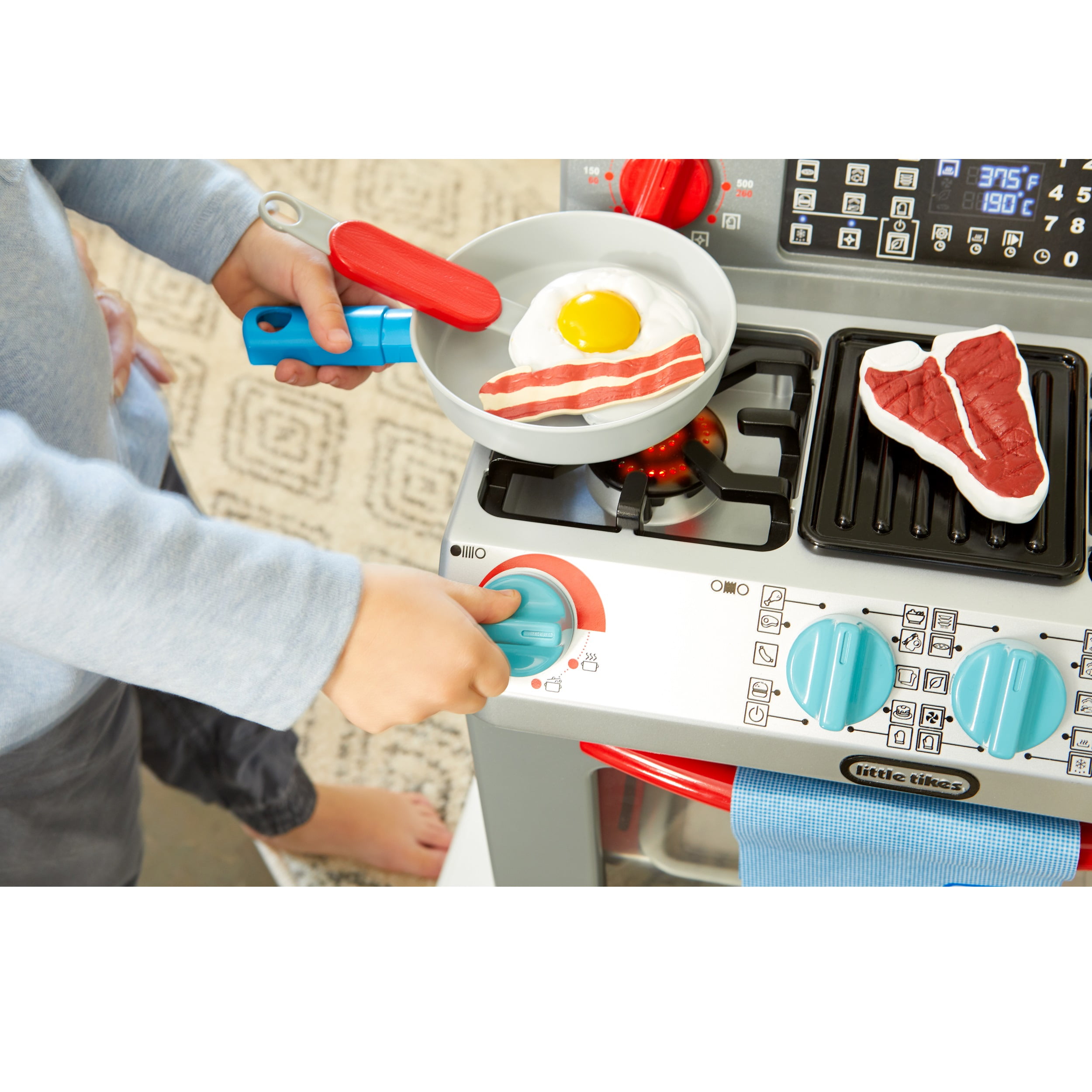 Little Tikes First Oven, Pretend Play Appliance with 11 Kitchin Accessories & Realistic Cooking Sounds, Kids Ages 2+ - Image 6