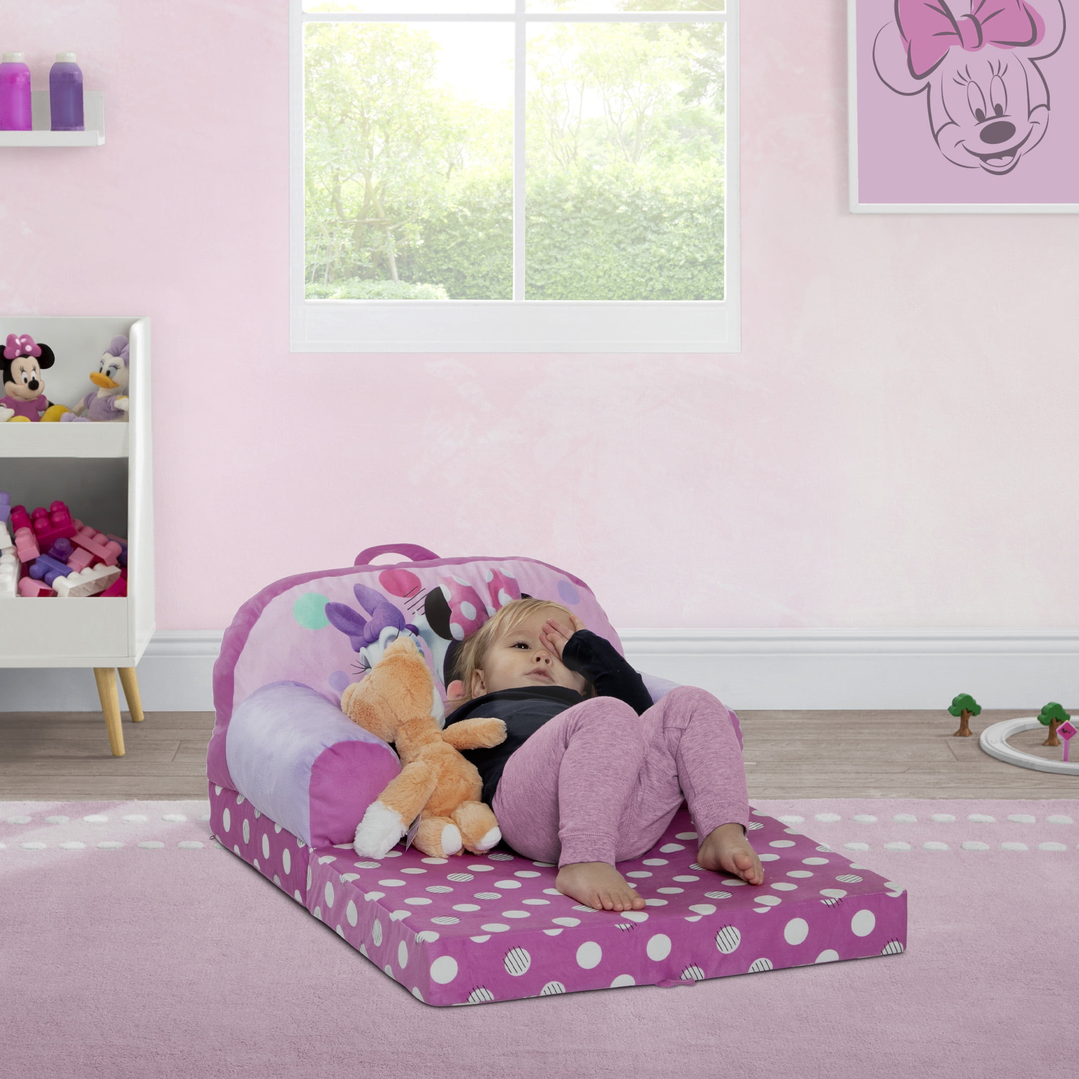 Disney Minnie Mouse Cozee Buddy Flip-Out Chair by Delta Children, Pink - Image 6