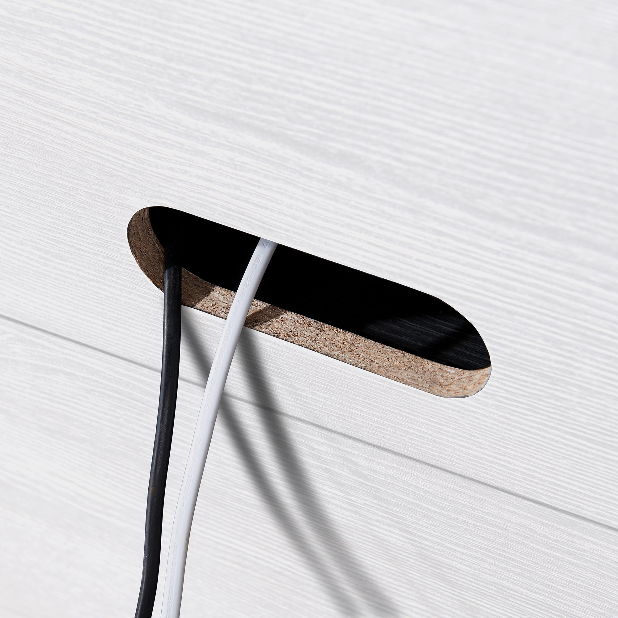 Evelyn&Zoe Quincy Rectangular TV Stand with 26" Log Fireplace for TV's up to 75", White - Image 6