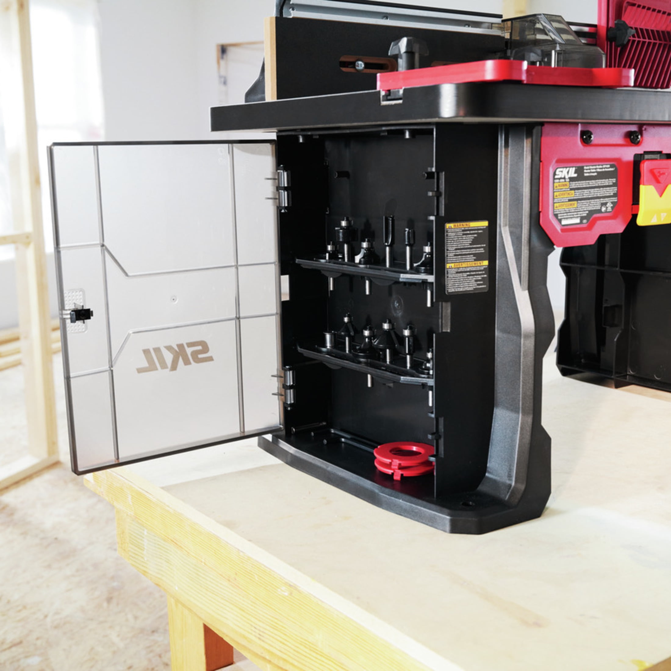 SKIL SRT1039 Benchtop Portable Router Table with Dual Sided Integrated Bit Storage - Image 8