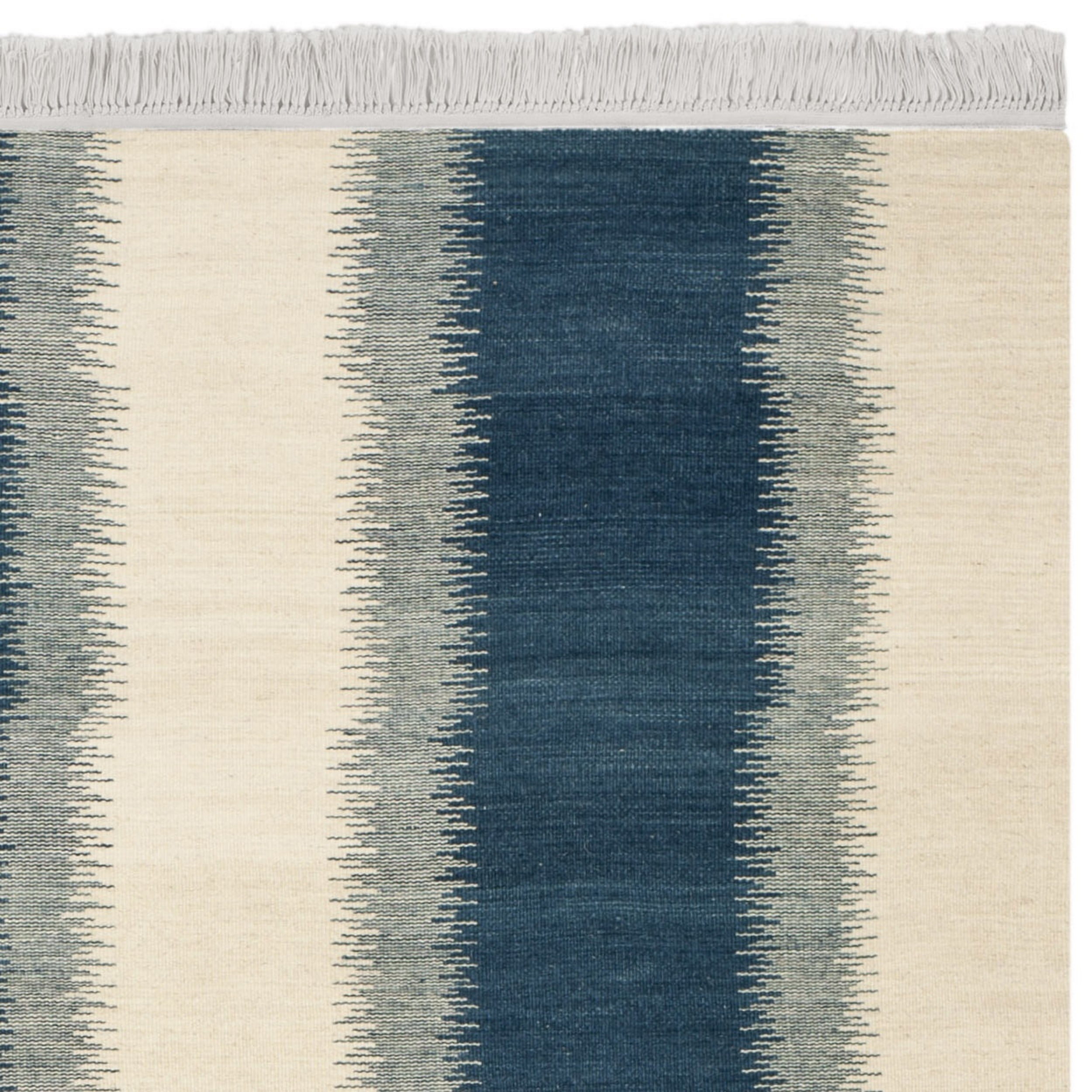 Safavieh Jonava Kilim Colten Solid Area Rug or Runner - Image 3