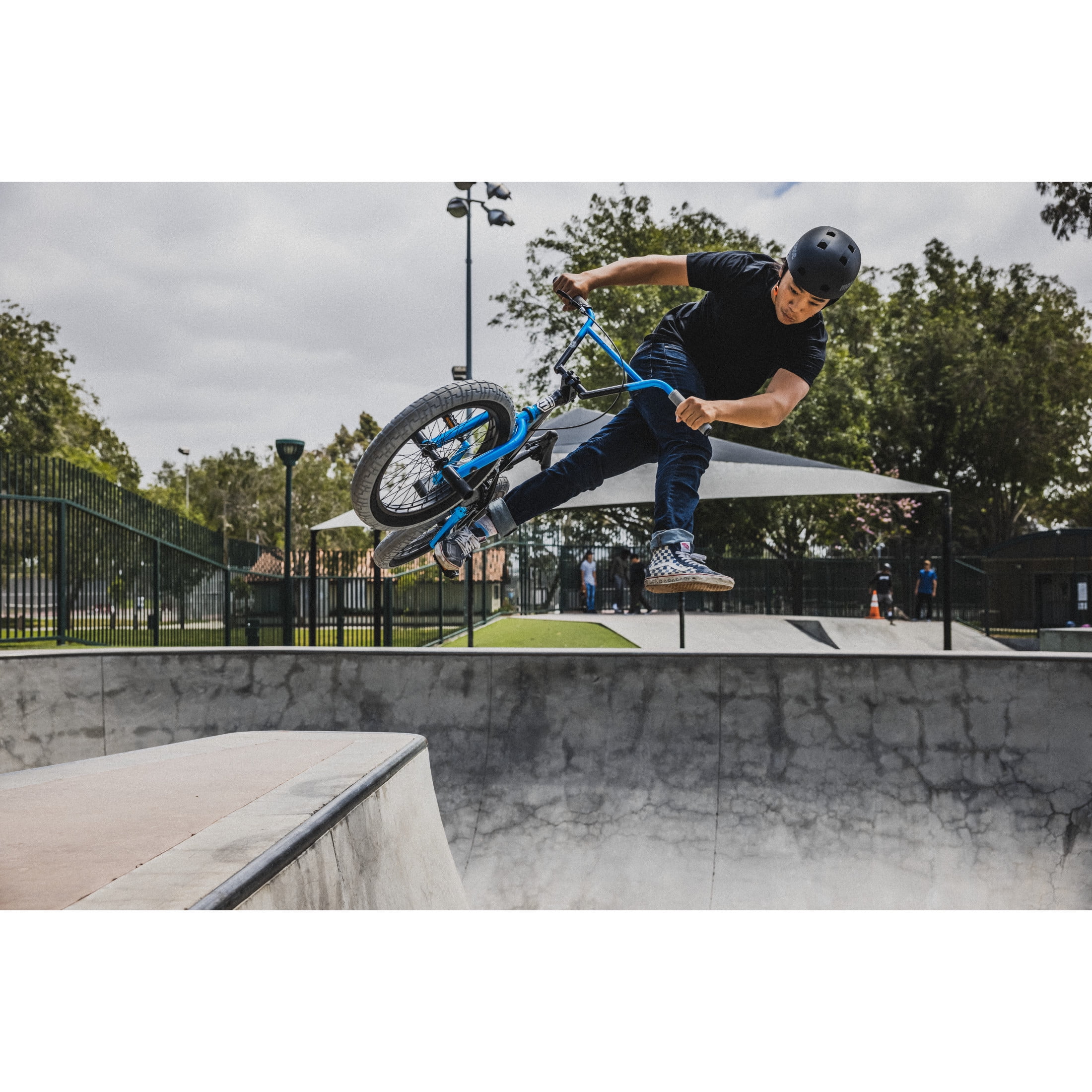 Mongoose Rebel X2 Kids BMX Bike, 20-in. Wheels, Children Ages 6+, Black & Blue - Image 8