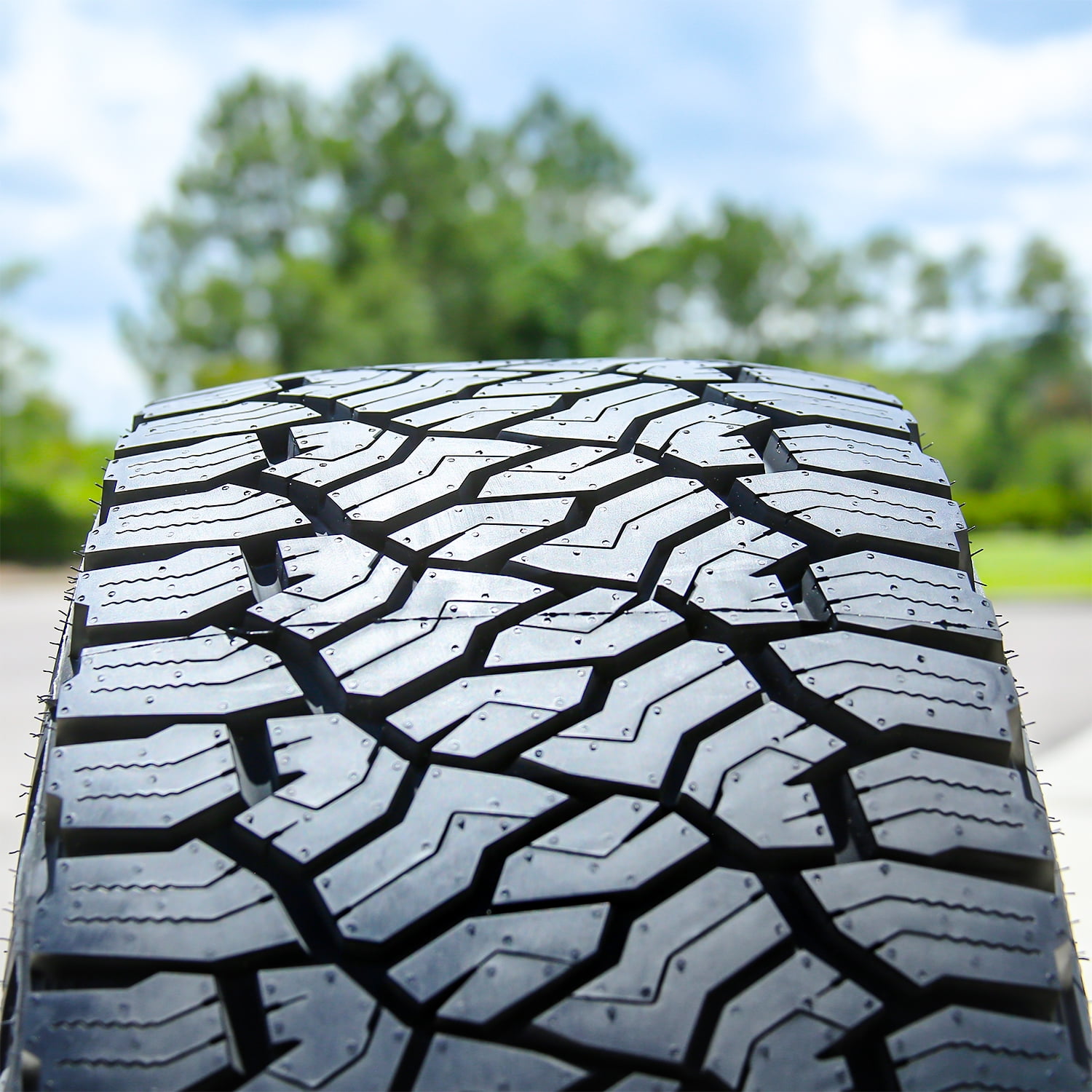 Venom Power Trail Hunter ATS 235/55R19 105V XL a/t All Terrain Tire - Image 7