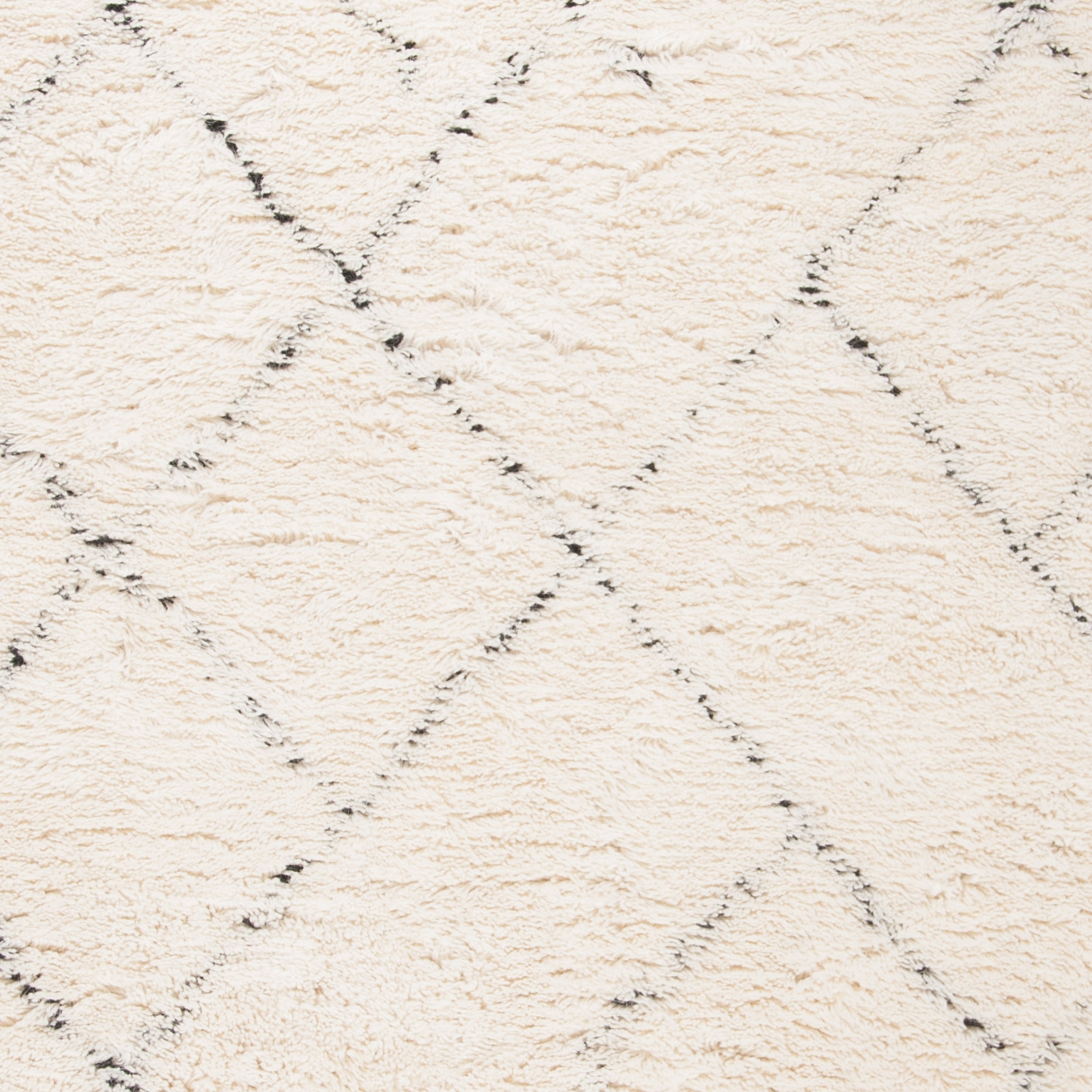 SAFAVIEH Casablanca Zaman Geometric Wool Shag Area Rug, Ivory/Black, 5' x 8' - Image 9