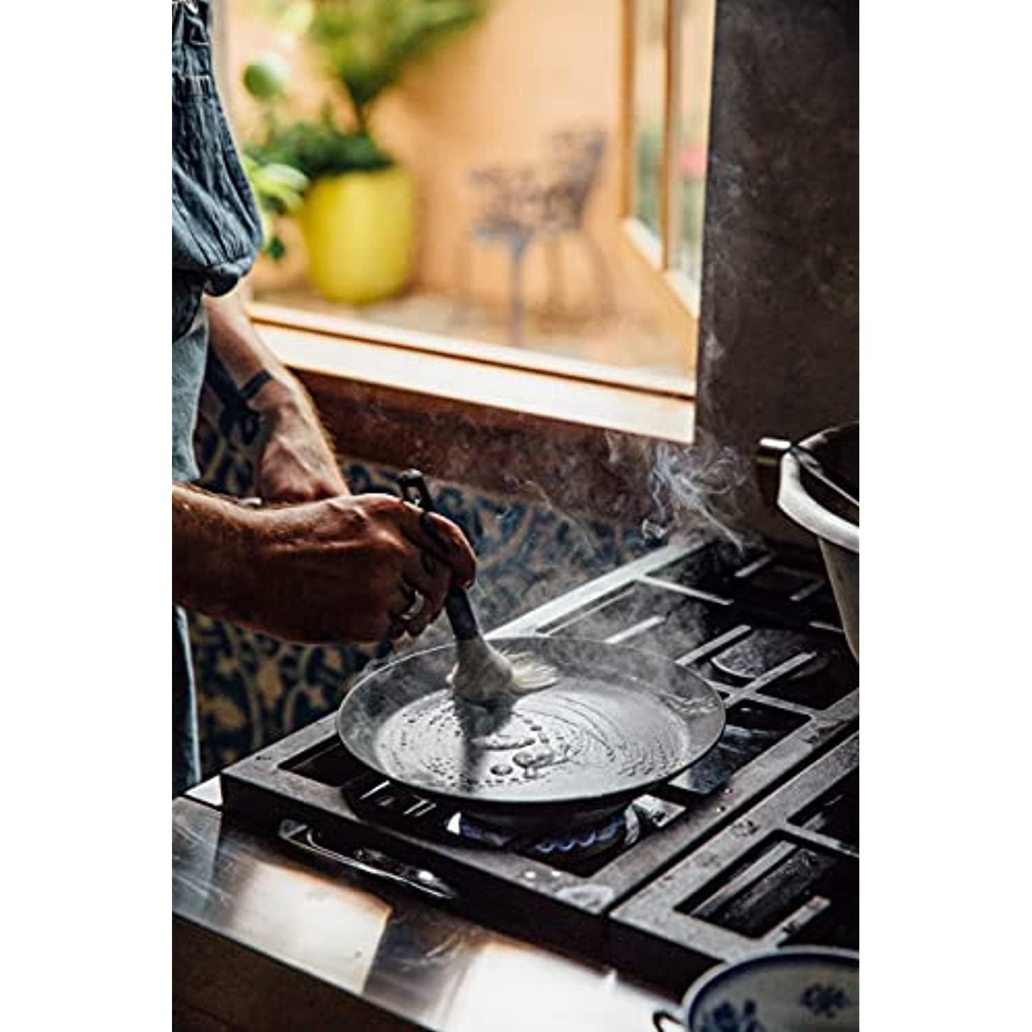 Paderno World Cuisine Crepe Pan, Blue Carbon Steel, DIA 9 1/2" x H 5/8", Hndl 8" - Image 3