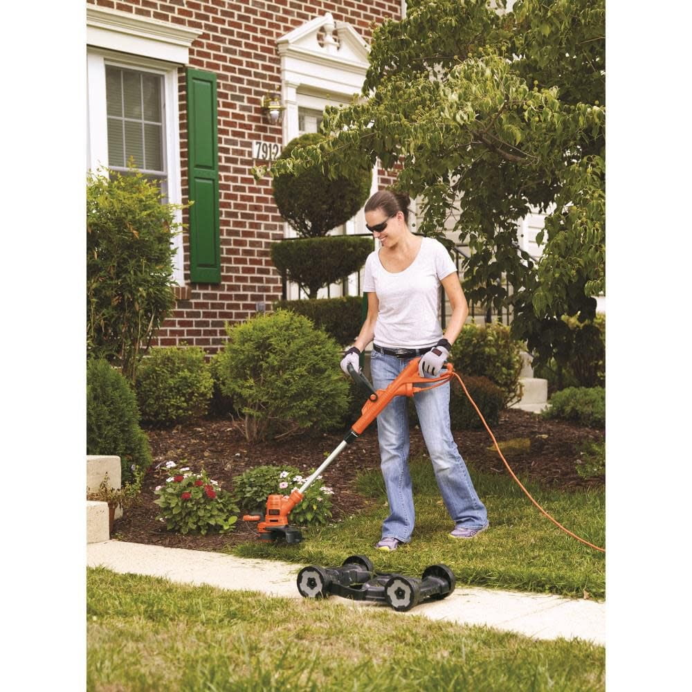 BLACK+DECKER 3-in-1 String Trimmer/Edger & Lawn Mower, 6.5-Amp, 12-Inch, Corded, (MTE912) - Image 3