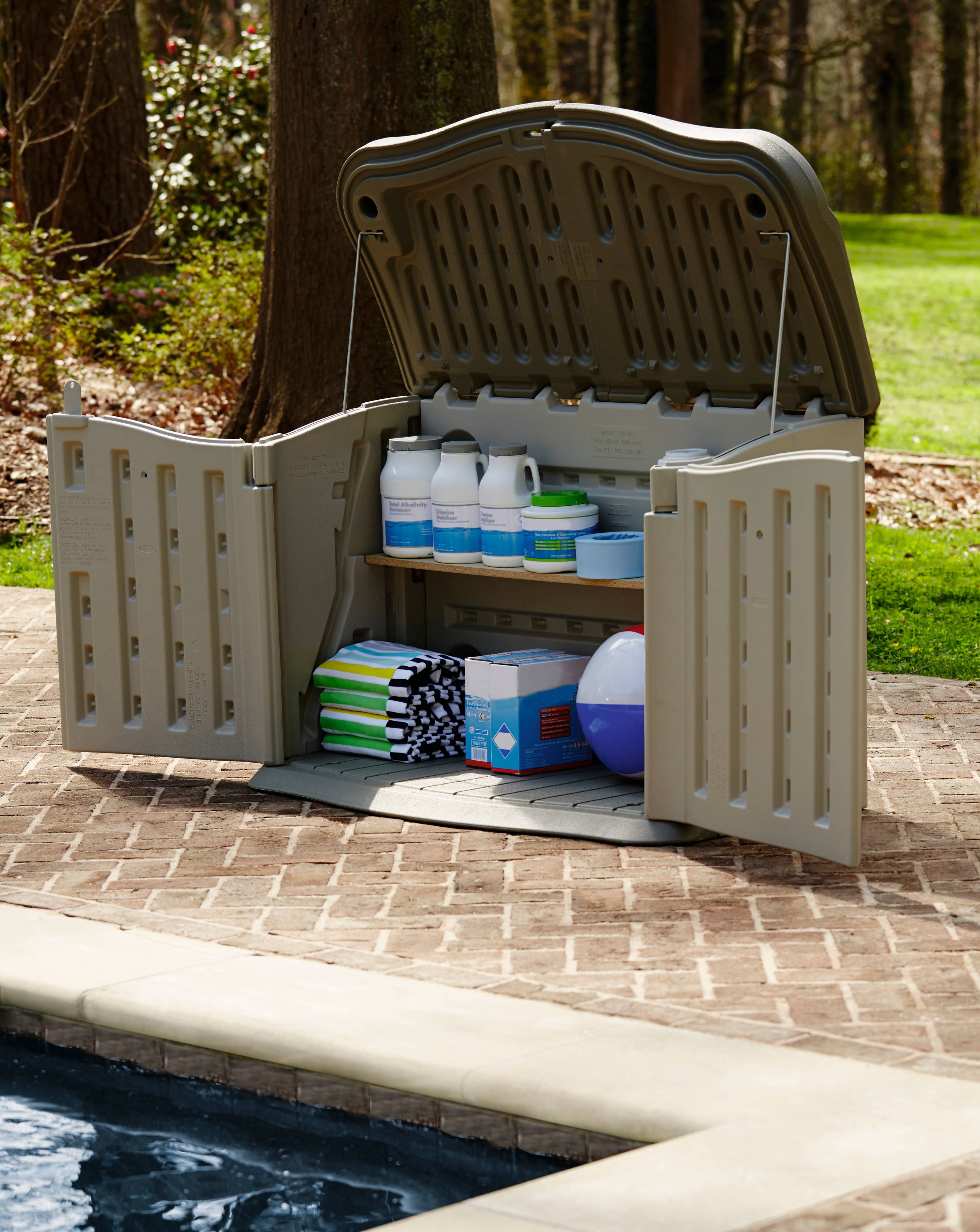 Rubbermaid Portable Outdoor Split Lid Shed w/ Impact-Resistant Floor, Sandstone - Image 4