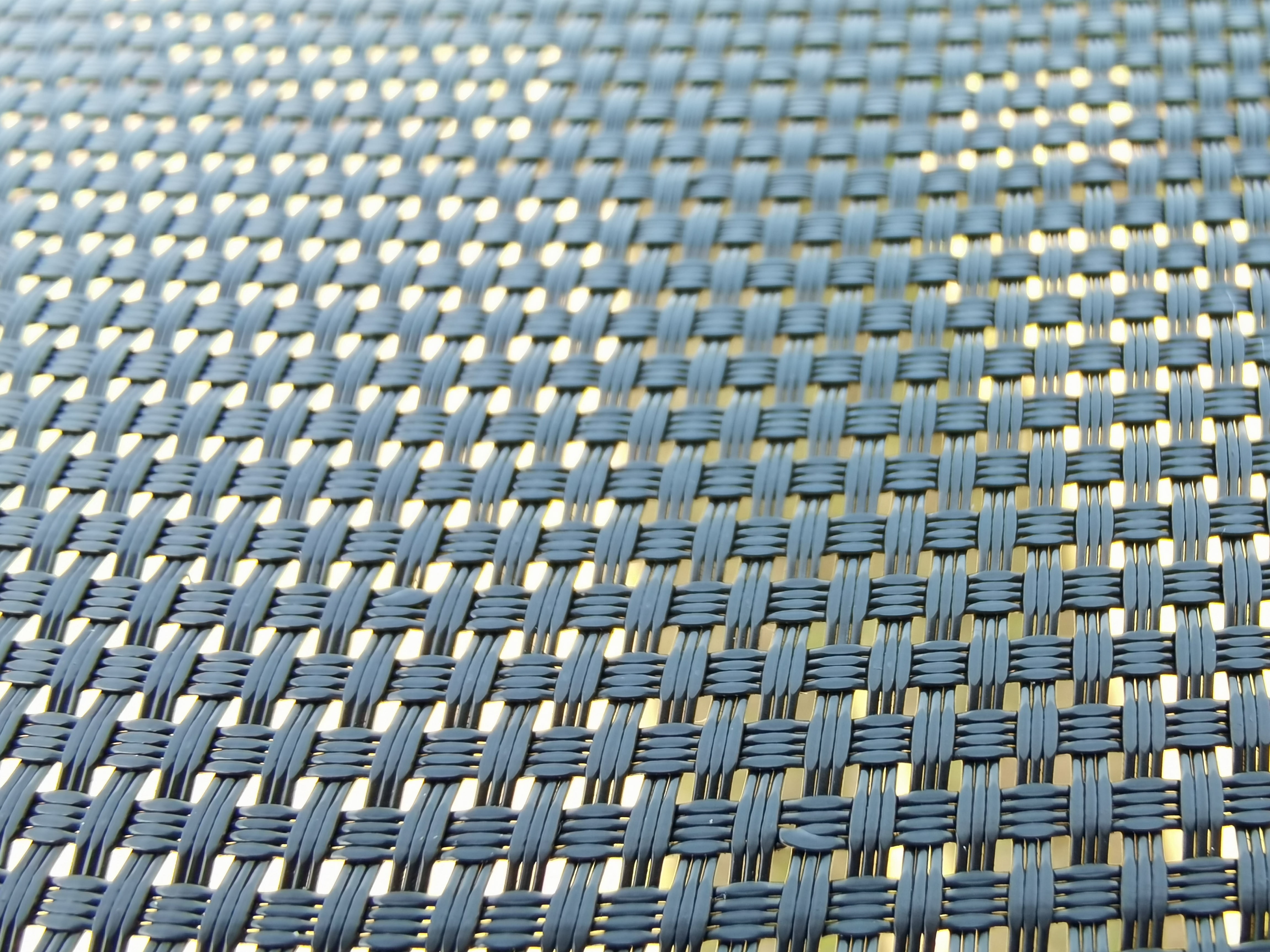 Yoneston 8FT Outdoor Trampoline with Basketball Hoop, 240LBS Round Trampoline with Ladder and Safety Enclosure for Kids and Adults in Backyard Garden, Green - Image 2