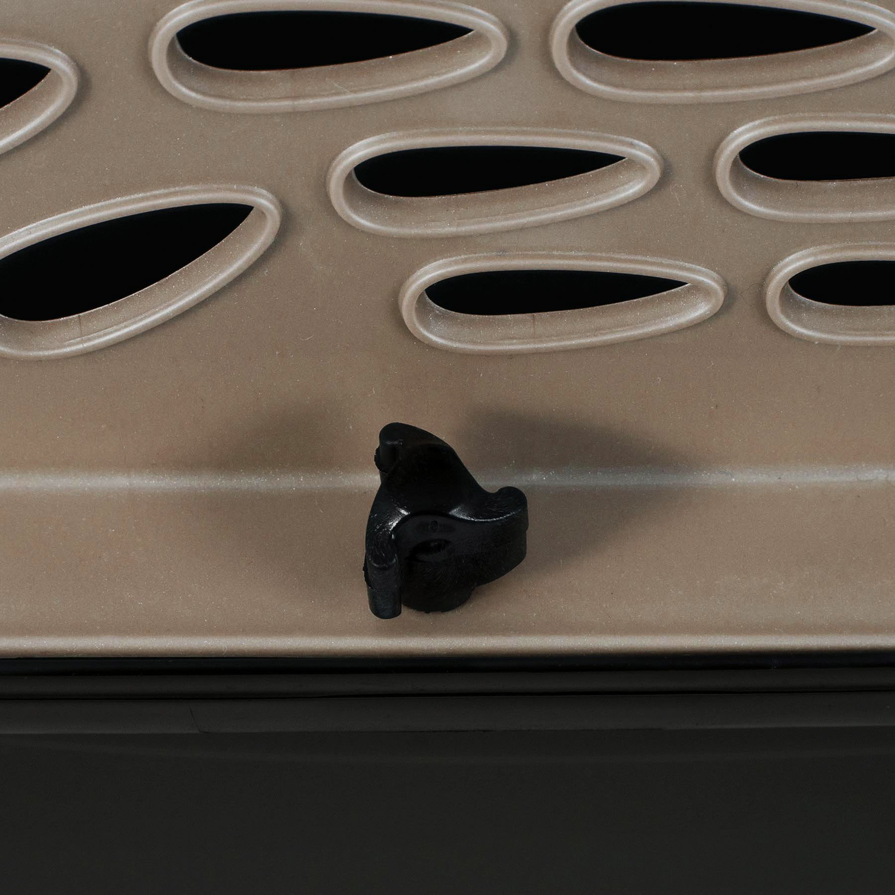 Petmate Two Door Top Load Plastic Travel Dog Kennel Pet Carrier for Dogs and Cats, Medium 24" for Pets Up To 15 lb, Pearl Tan - Image 5