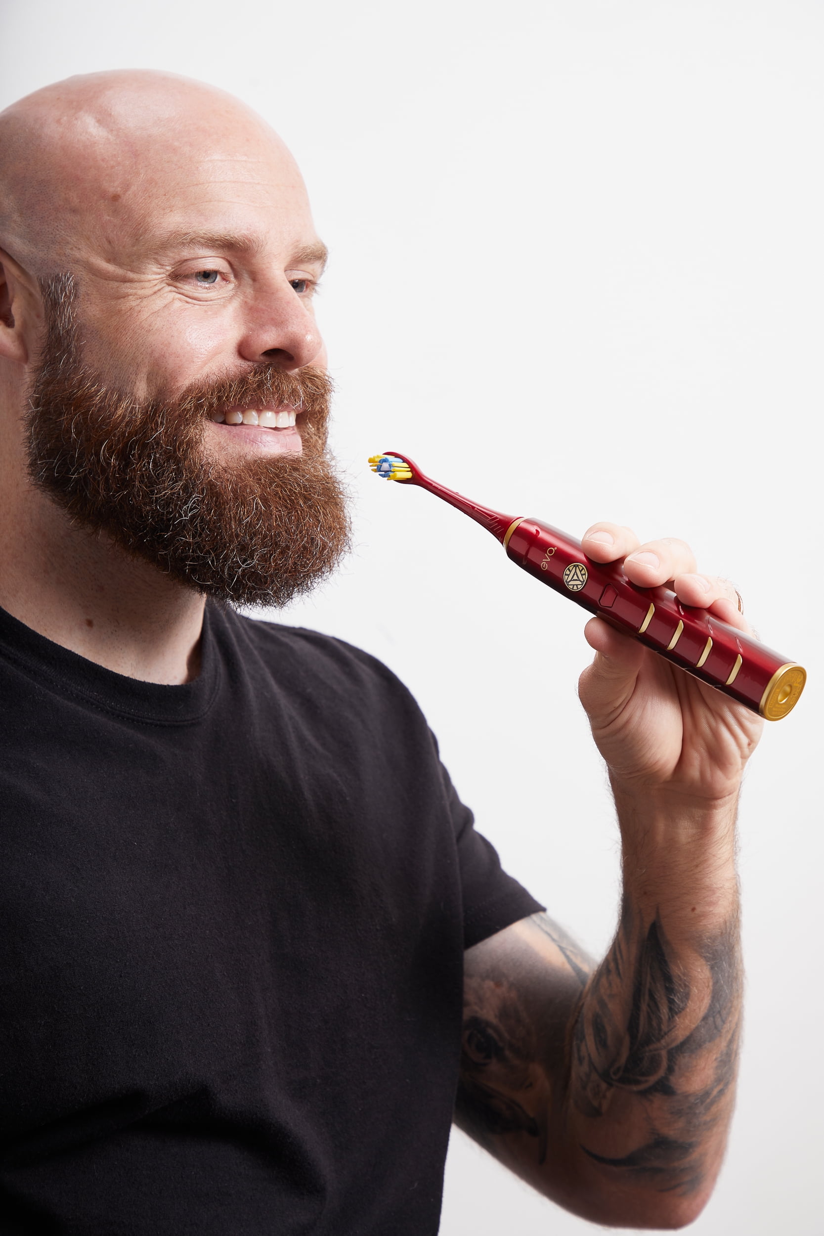 EVO IRM-1 Rechargeable Iron Man Sonic Toothbrush with Travel Case for Adults, Collector's Edition - Image 4