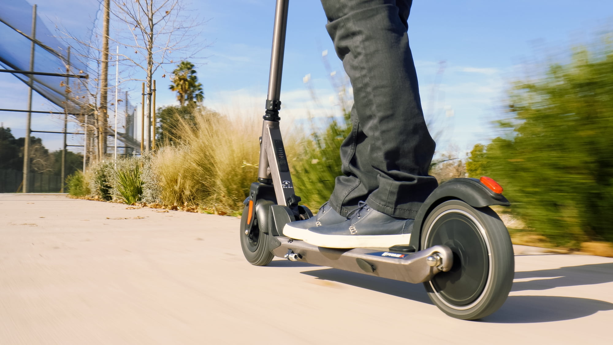 Razor E Prime III Electric Scooter for Adults, up to 18 mph & 15-mile Range, Foldable & Lightweight - Image 2