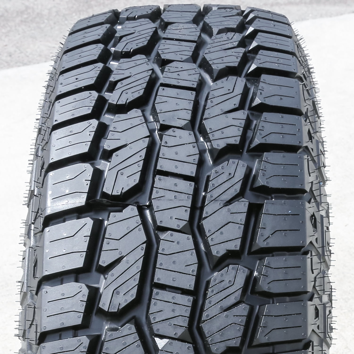 Atlas Paraller A/T All Terrain 285/70R17 116T Light Truck Tire - Image 4
