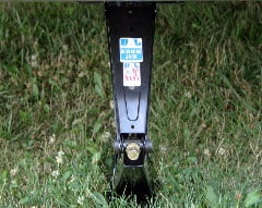 Bal Products 24028 LoPro SJ24 24" 5,000 lb Capacity Scissor Jack with Handle for RV Trailers - Pair - Image 3