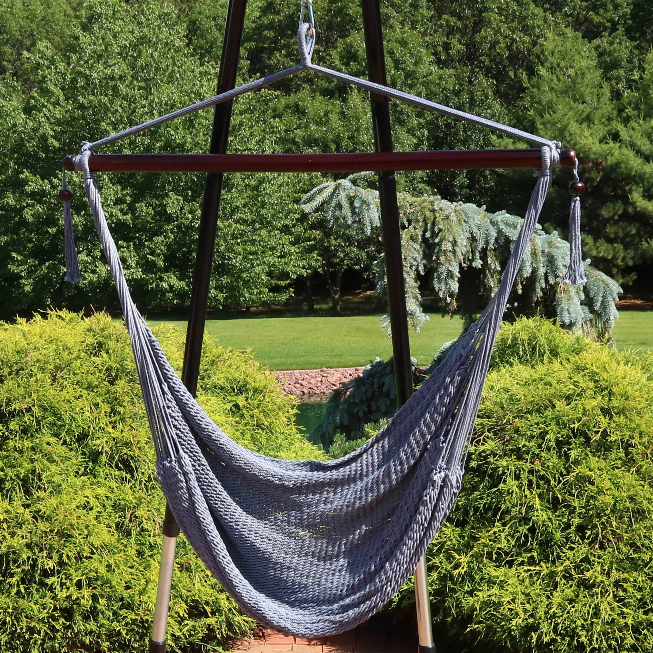 Sunnydaze Polyester Rope Indoor and Outdoor Hammock Hanging Chair with Spreader Bar - Gray - Image 4
