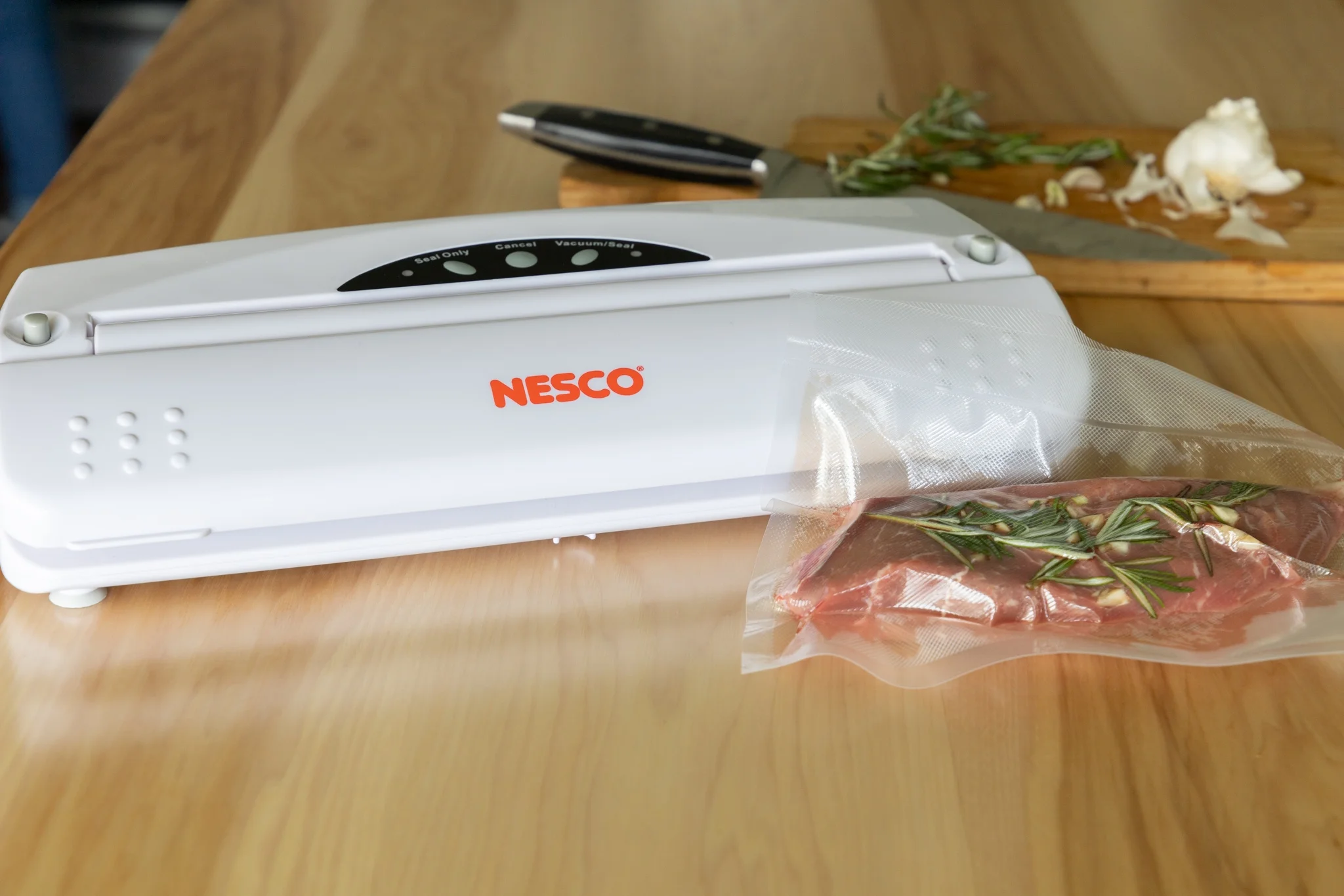 Nesco Food Storage Vacuum Sealer, Built in Roll Storage, 10 Quart bags + 10 Gallon Bags Included - Image 2
