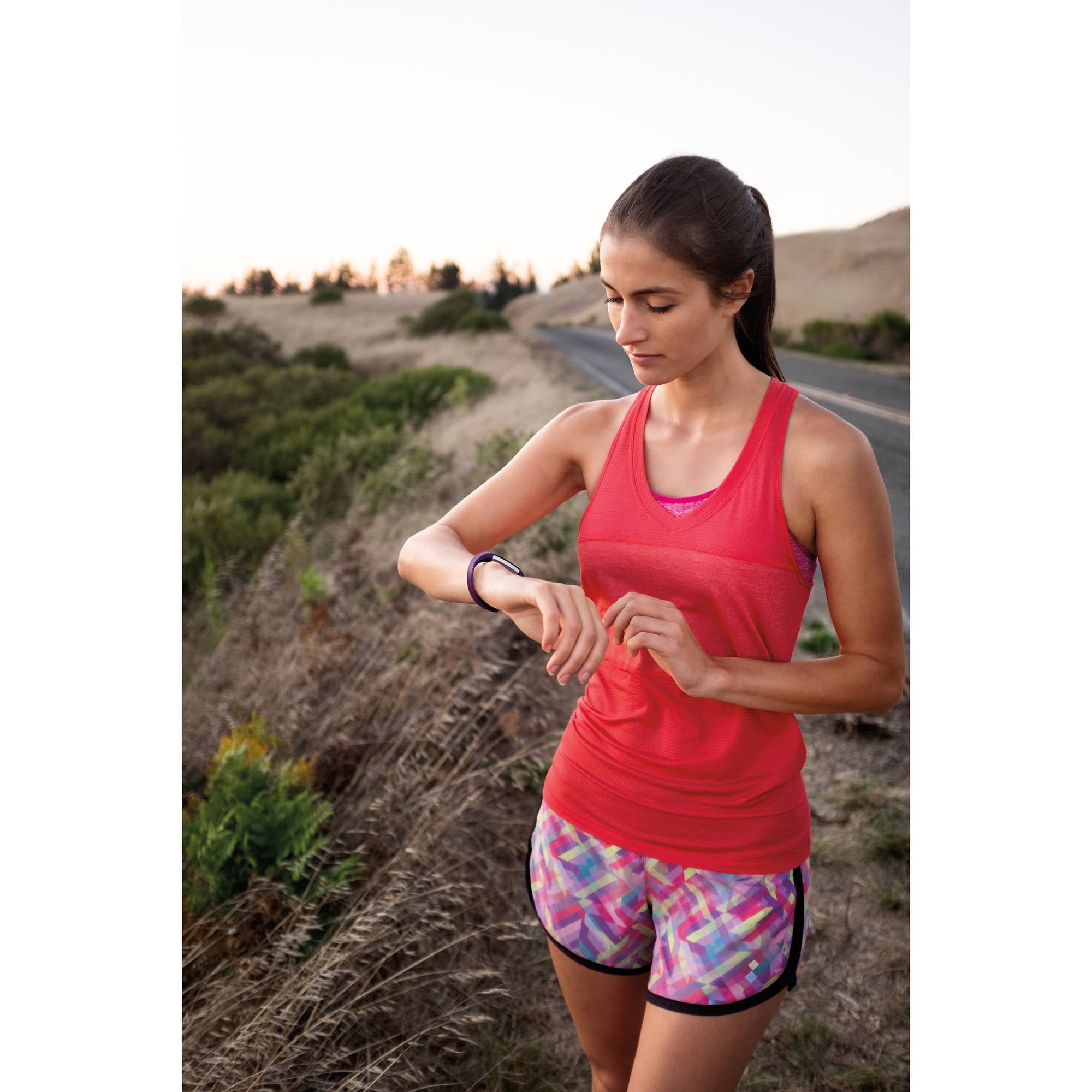 Alta Black, Small - Image 9