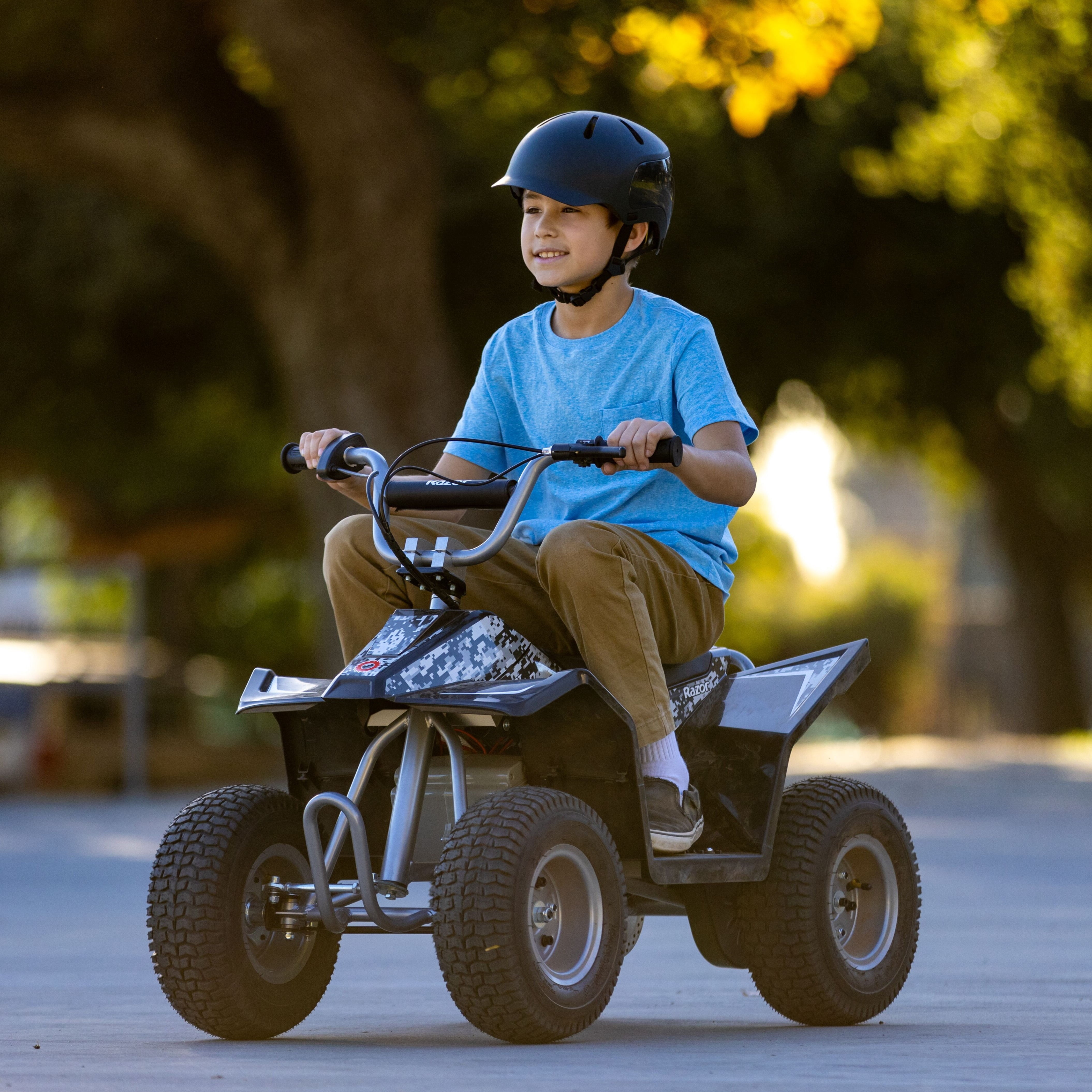 Razor Dirt Quad - 24V Electric Powered Ride-on for Kids 8+, up to 8 mph, Forward/Reverse Drive Mode - Image 8