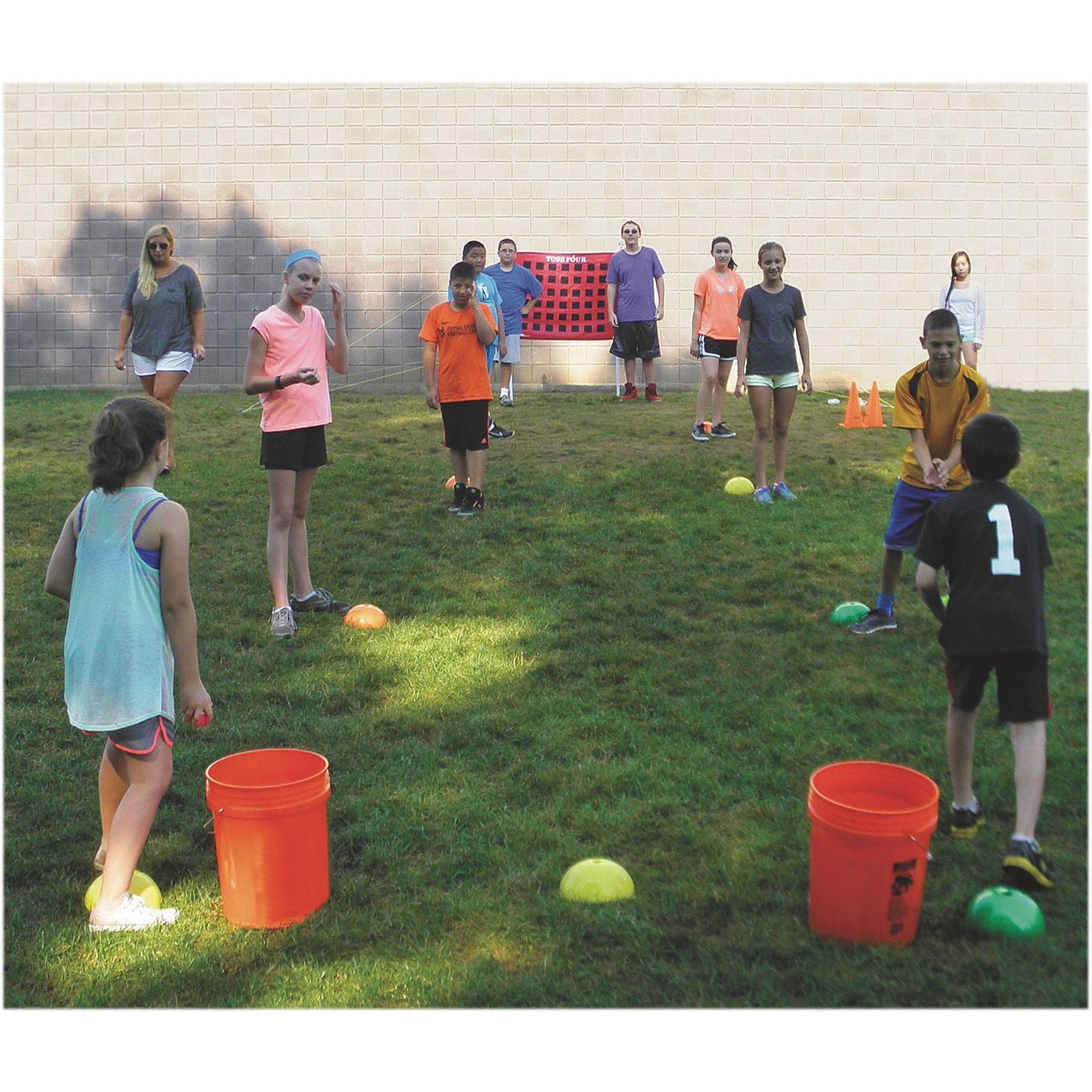 Toss Four Game Target and Balls - Image 7