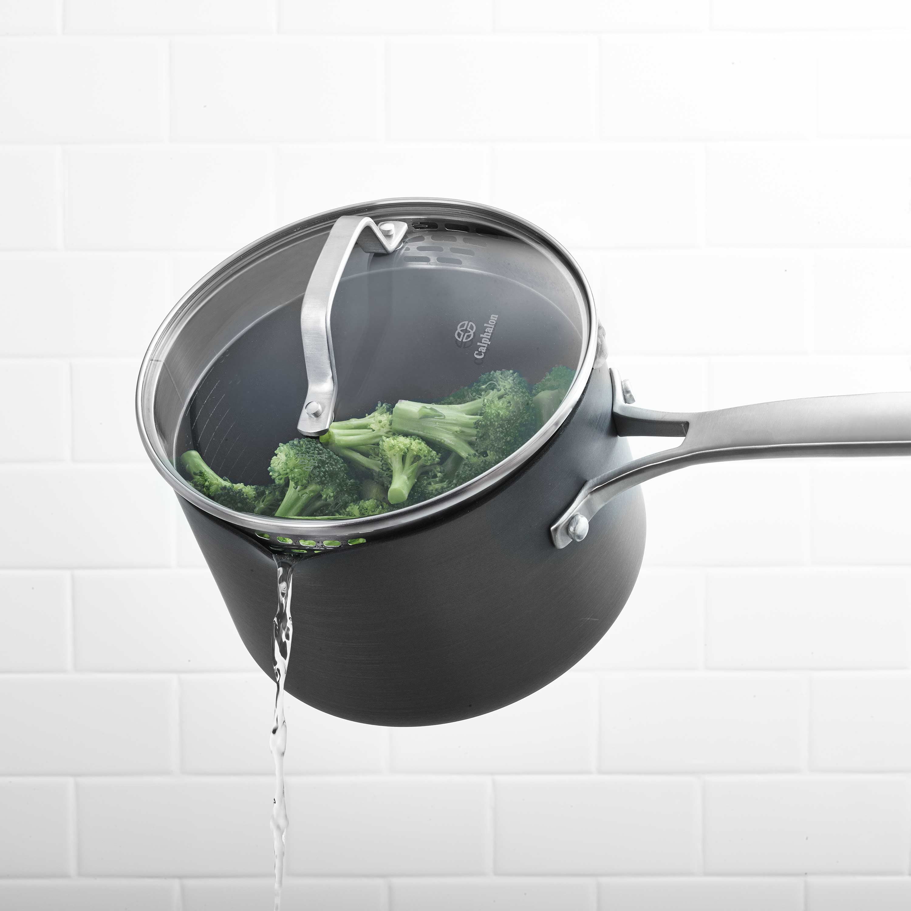 Calphalon Classic Nonstick 2.5-Quart Sauce Pan with Cover, 1943332 - Image 4