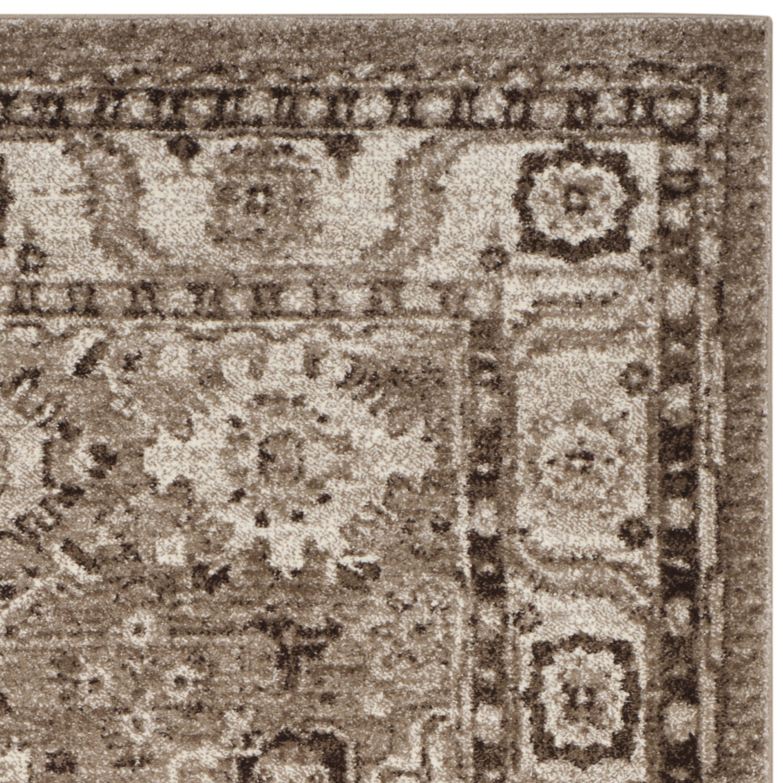 SAFAVIEH Vintage Hamadan Pema Traditional Area Rug, Taupe, 5'3" x 7'6" - Image 2