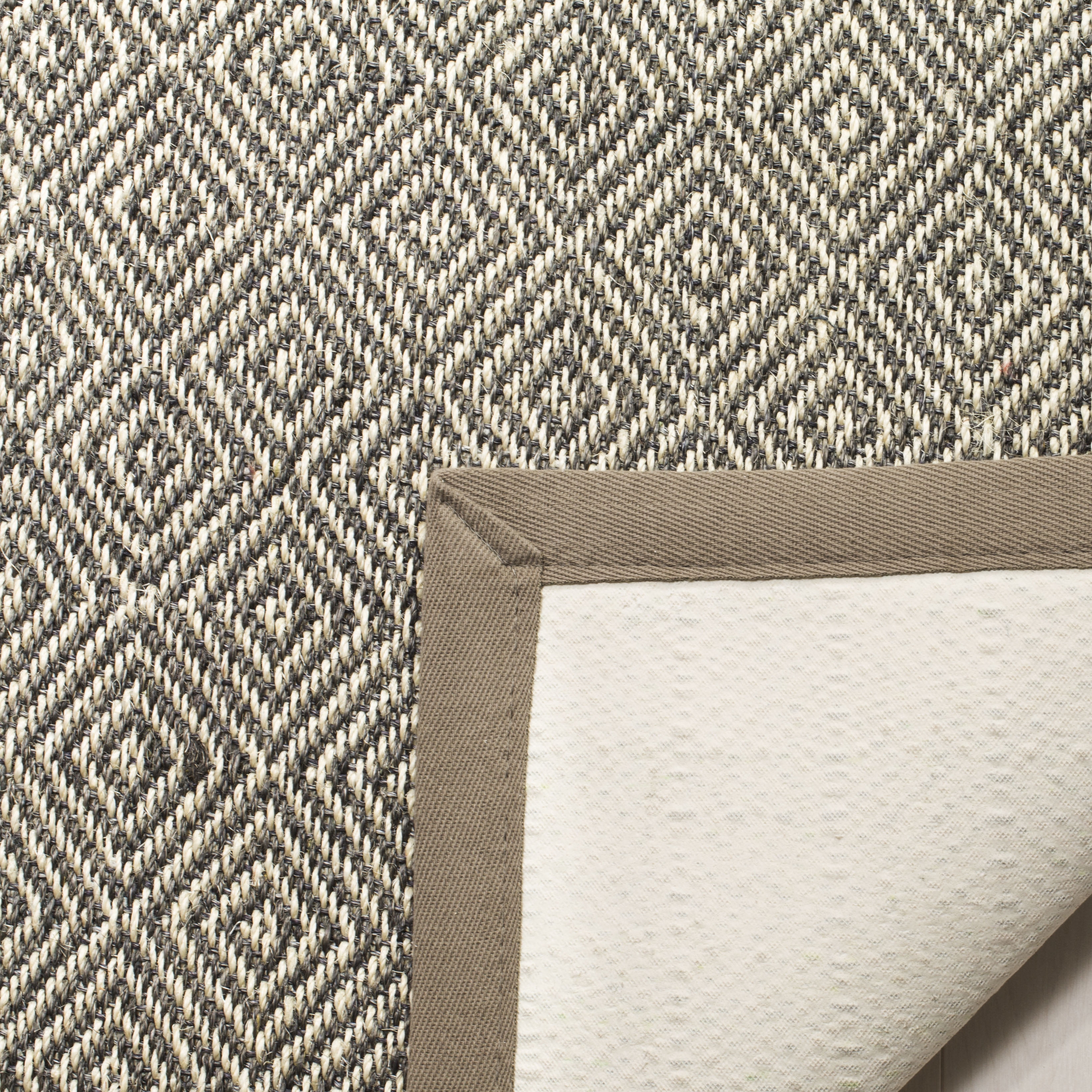 SAFAVIEH Natural Fiber Axum Geometric Sisal Area Rug, Natural/Taupe, 6' x 9' - Image 3