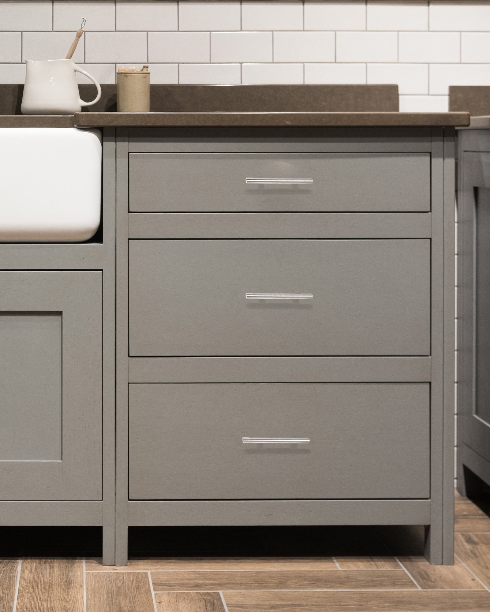 Design House Hollow 6-inch Cabinet Pulls, 10-Pack, 4-Inch (102 mm) Modern Kitchen Handles, 189647 - Image 2