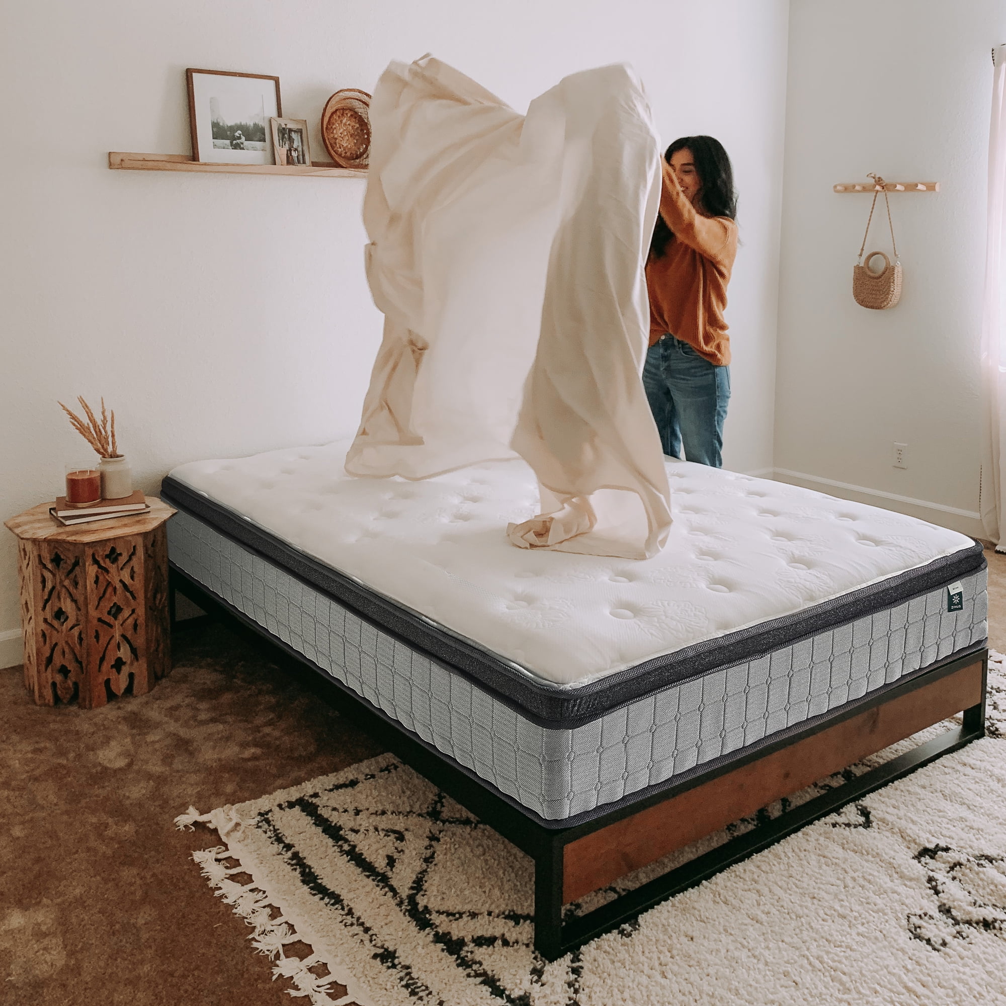 Zinus Comfort Support 12" King Cooling Gel Hybrid Mattress with Pocket Springs - Image 9