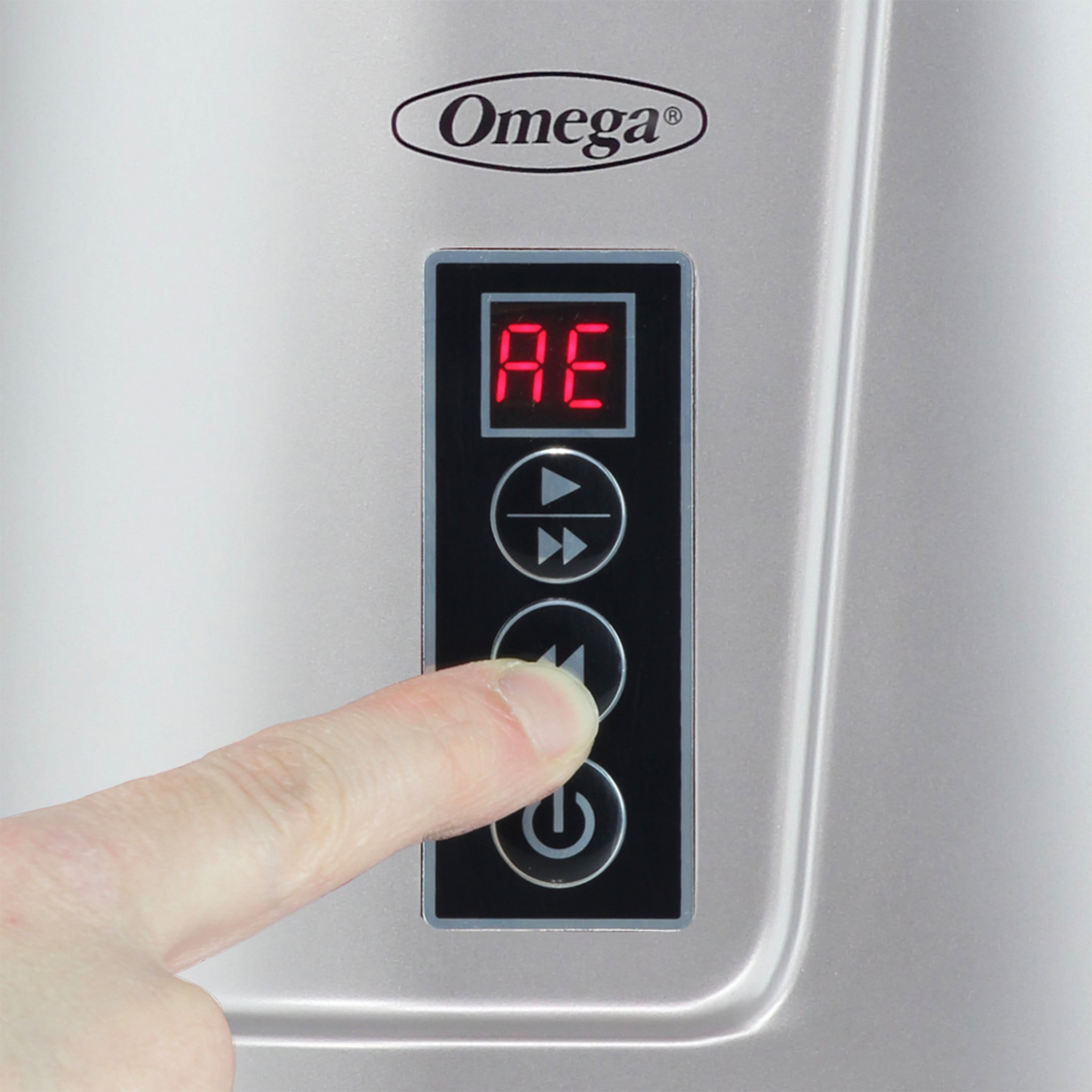 Omega Vertical Cold Press Compact Masticating Juicer, Low-Speed 3-Stage Auger, in Silver (JC3000SV13) - Image 6