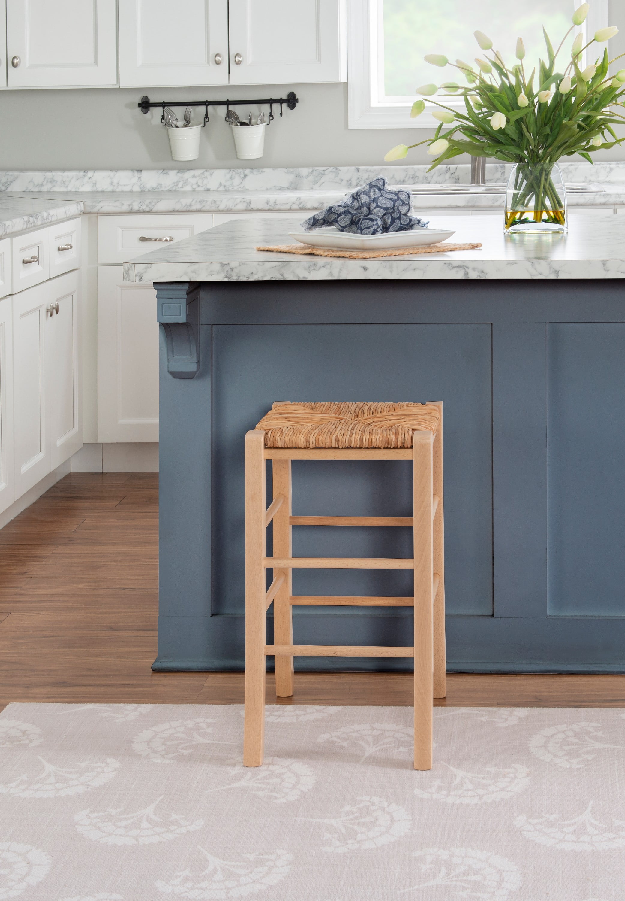 Linon Ivica 24.4" Backless Counter Stools, Set of 2, Natural with Handwoven Rush Seat - Image 9