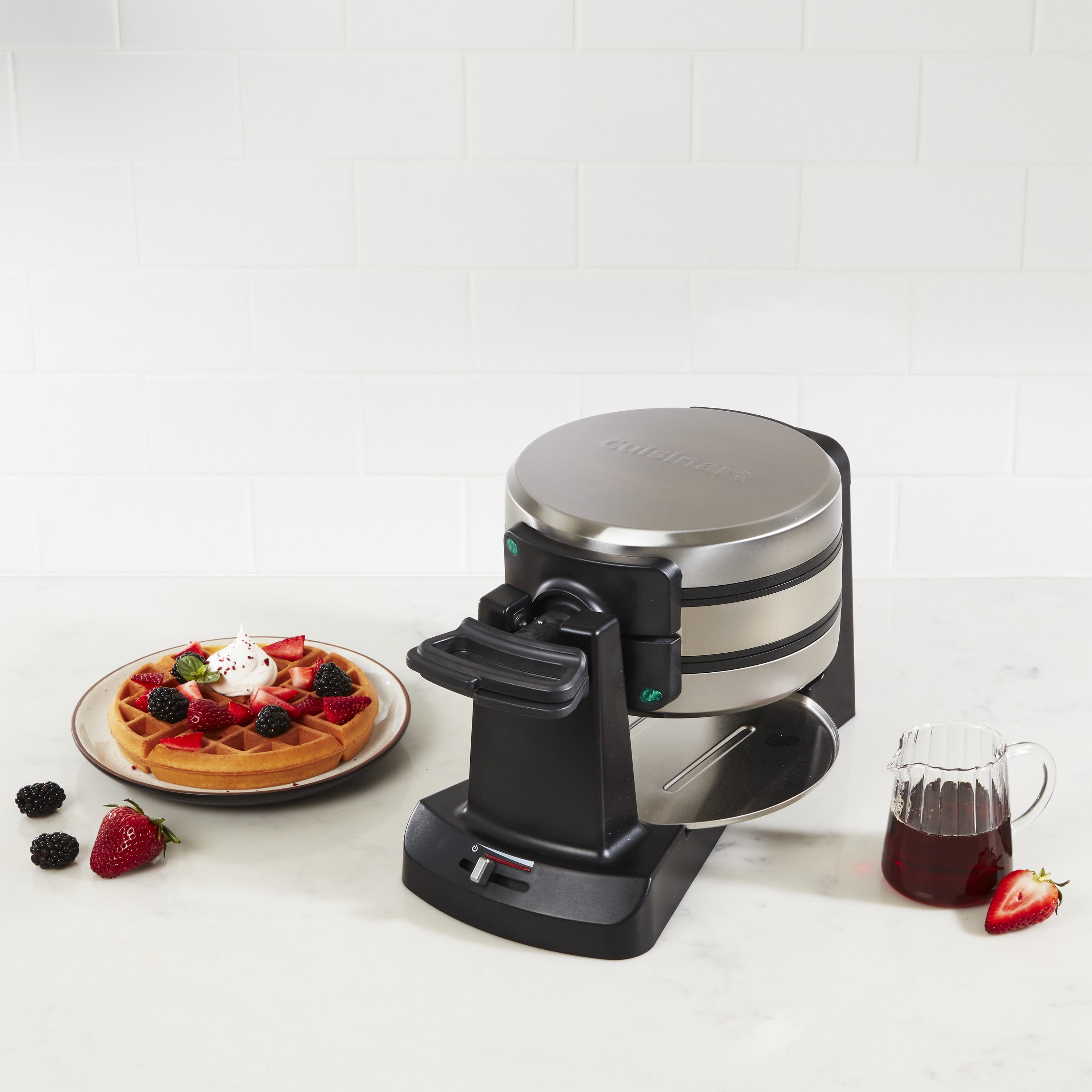 Cuisinart Double Flip Belgian Waffle Maker - Image 4